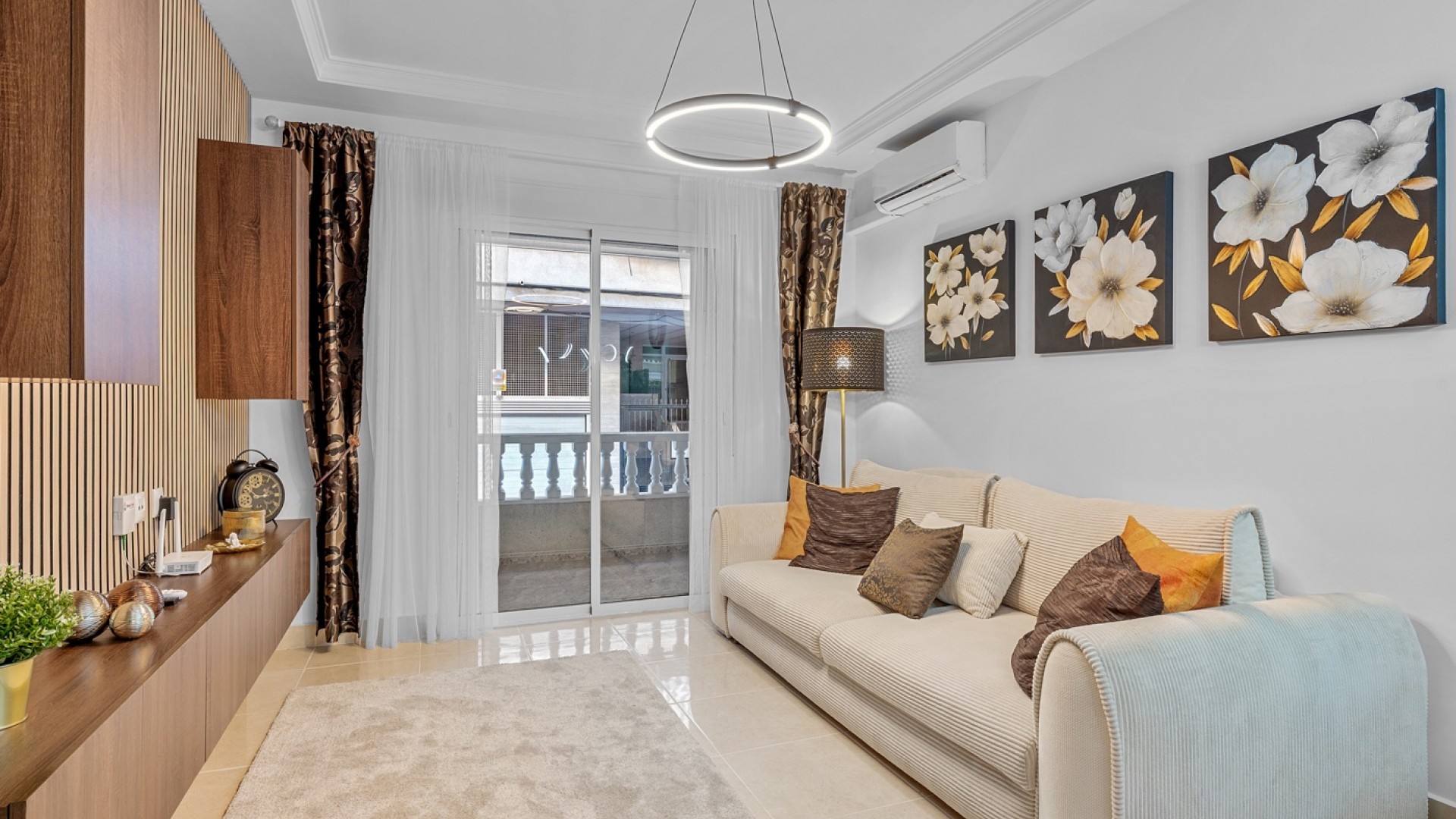 Resale - Wohnung Appartement -
Torrevieja - Playa del Cura