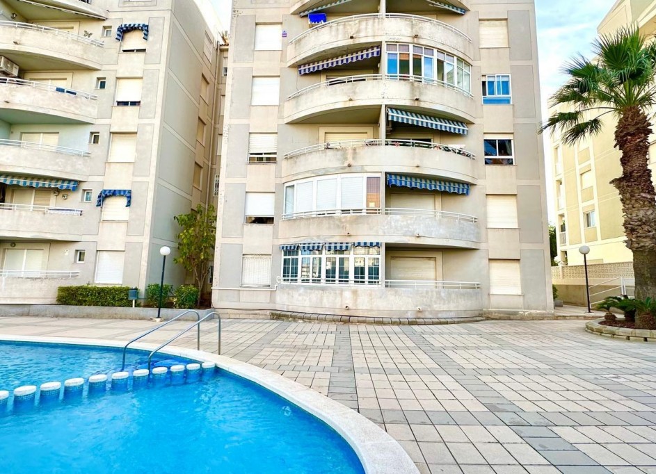 Resale - Wohnung Appartement -
Torrevieja - Playa del cura