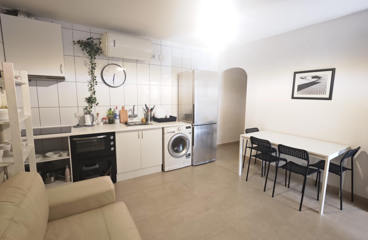 Resale - Wohnung Appartement -
Torrevieja - Playa del Cura