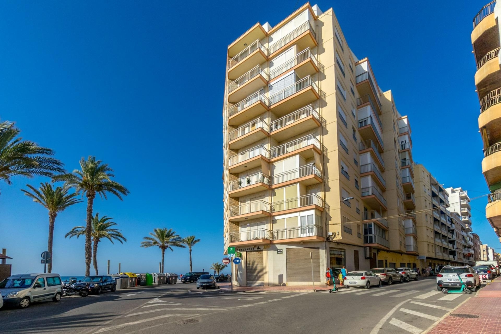 Resale - Wohnung Appartement -
Torrevieja - Playa del Cura