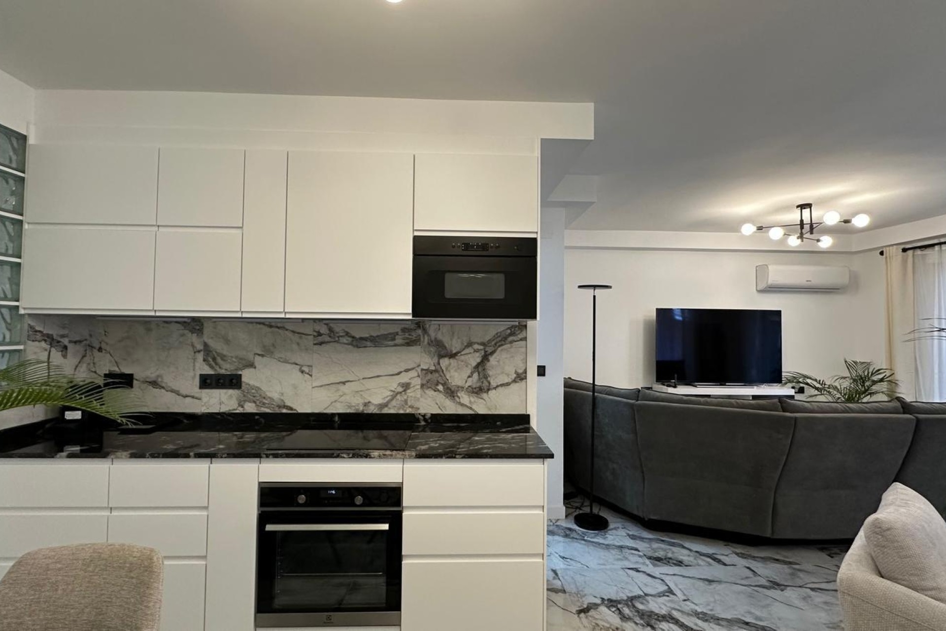 Resale - Wohnung Appartement -
Torrevieja - Playa del Cura