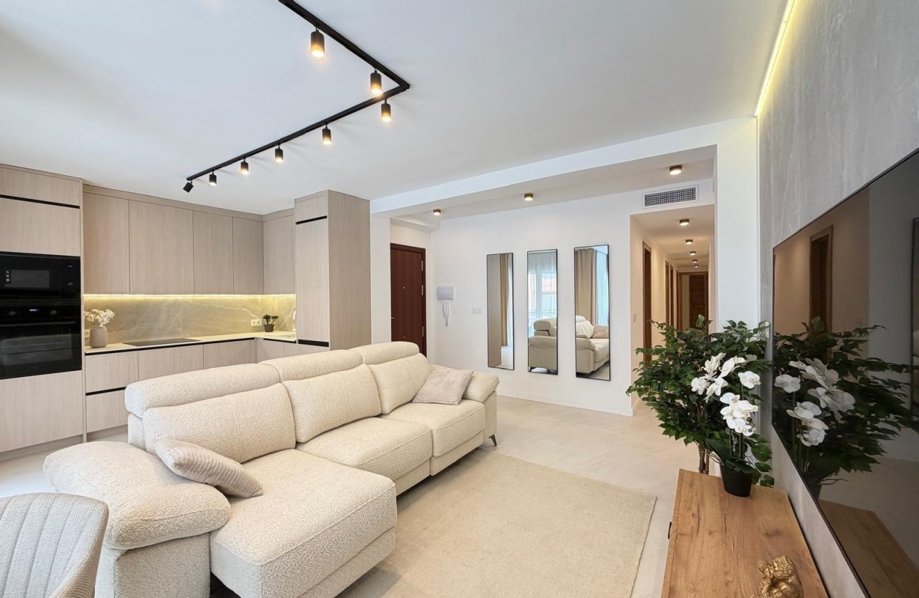 Resale - Wohnung / Appartement -
Torrevieja - Playa del Cura