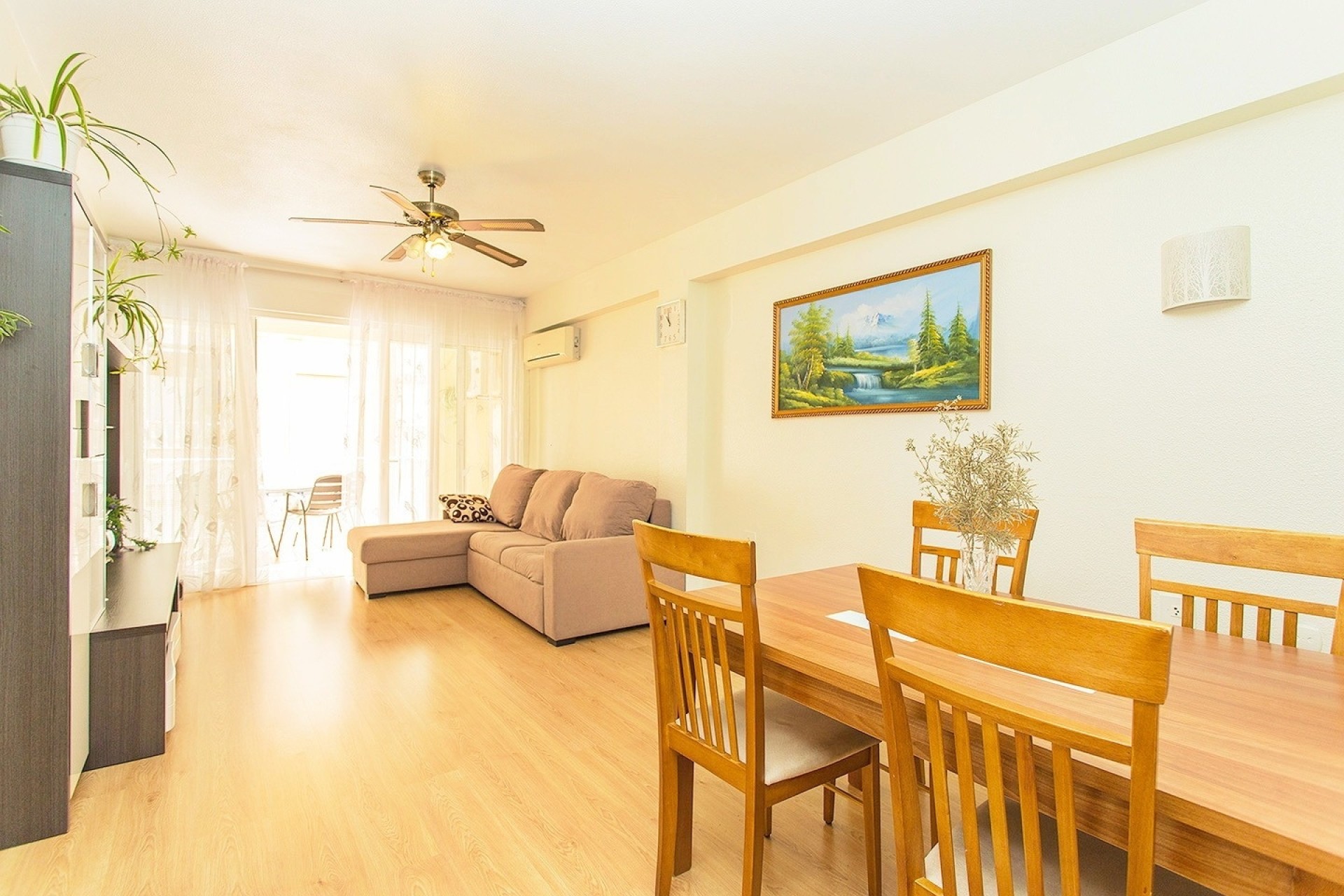 Resale - Wohnung / Appartement -
Torrevieja - Playa del Cura