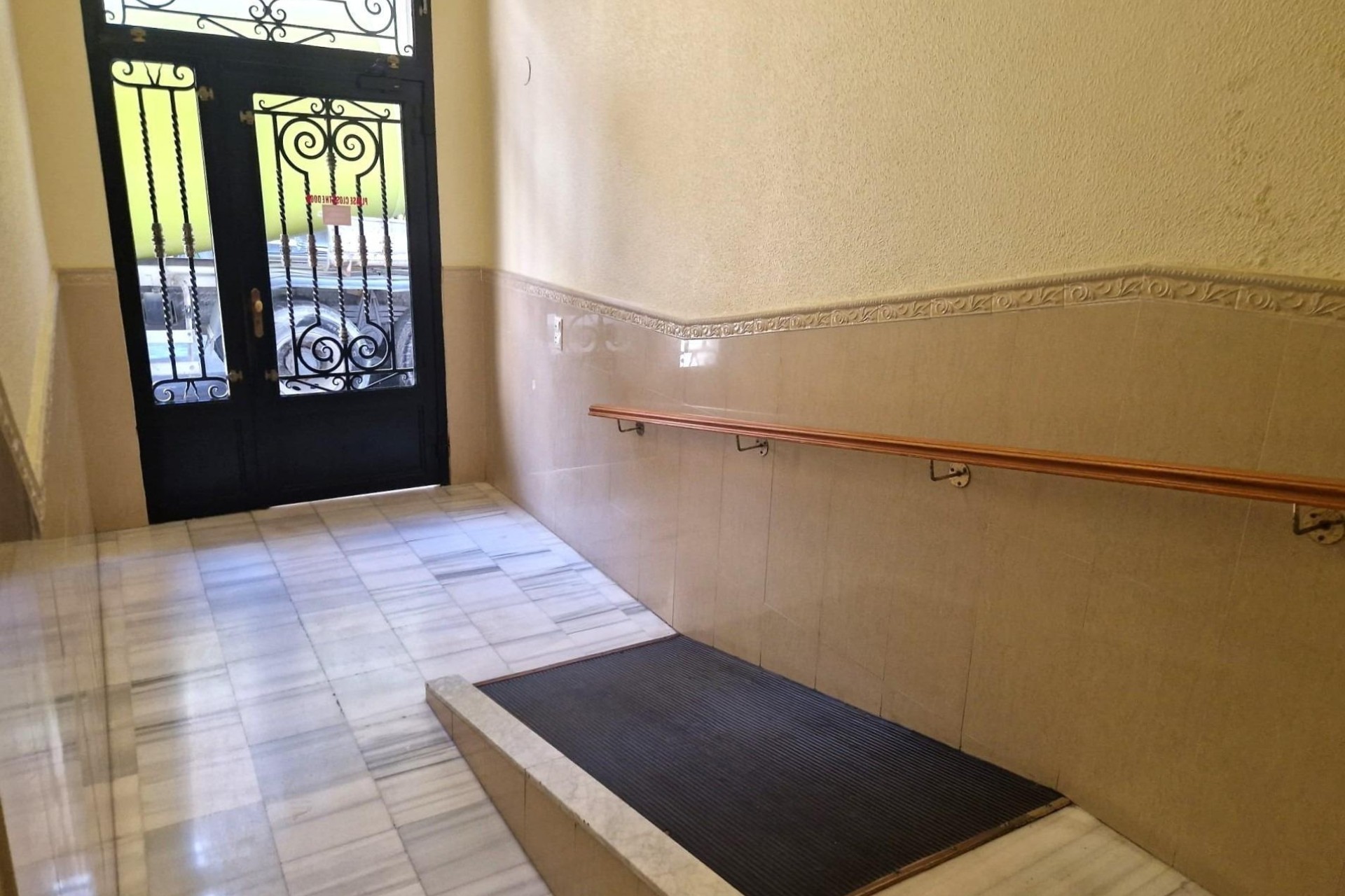 Resale - Wohnung / Appartement -
Torrevieja - Playa del Cura