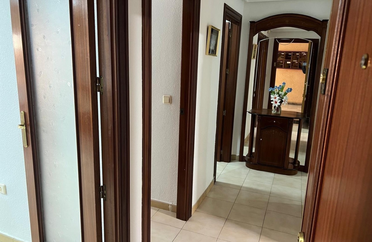 Resale - Wohnung / Appartement -
Torrevieja - Playa del Cura