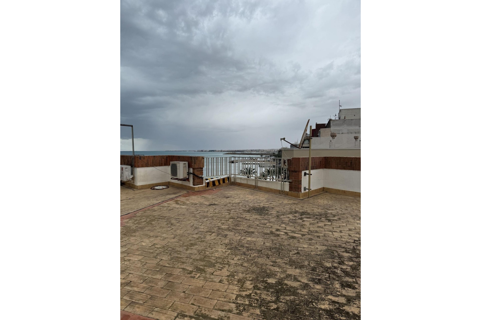 Resale - Wohnung / Appartement -
Torrevieja - Playa del Cura