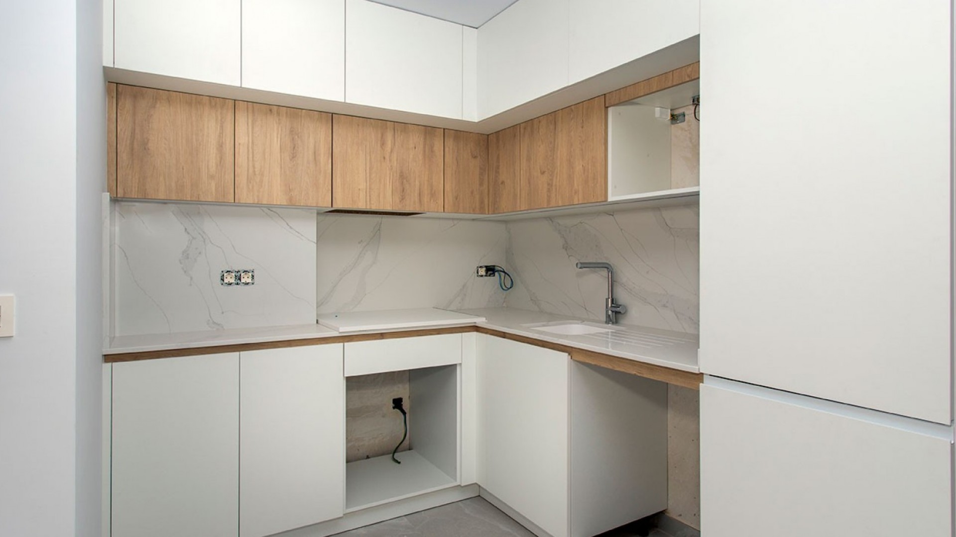 Resale - Wohnung Appartement -
Torrevieja - Playa del Cura