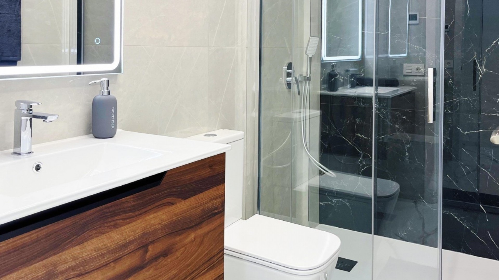 Resale - Wohnung Appartement -
Torrevieja - Playa del Cura