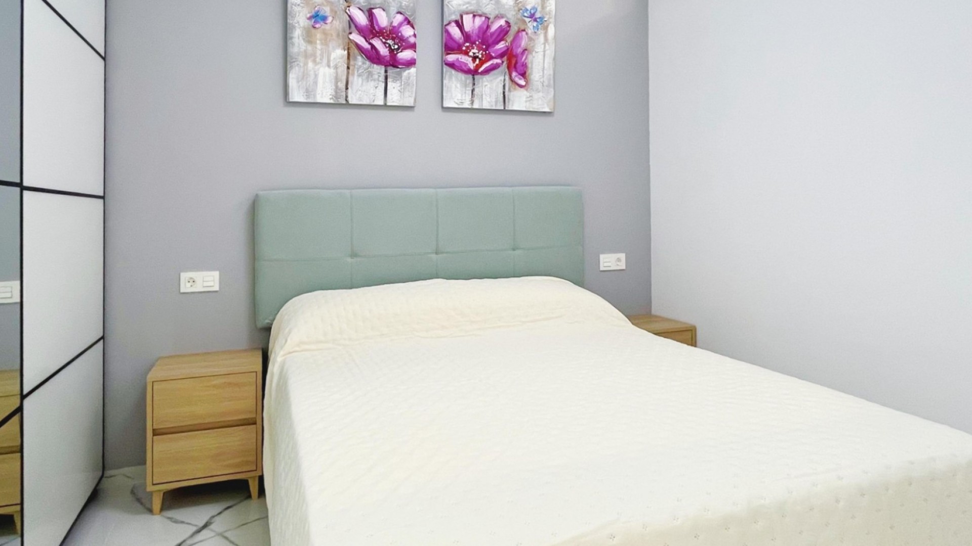 Resale - Wohnung Appartement -
Torrevieja - Playa del Cura