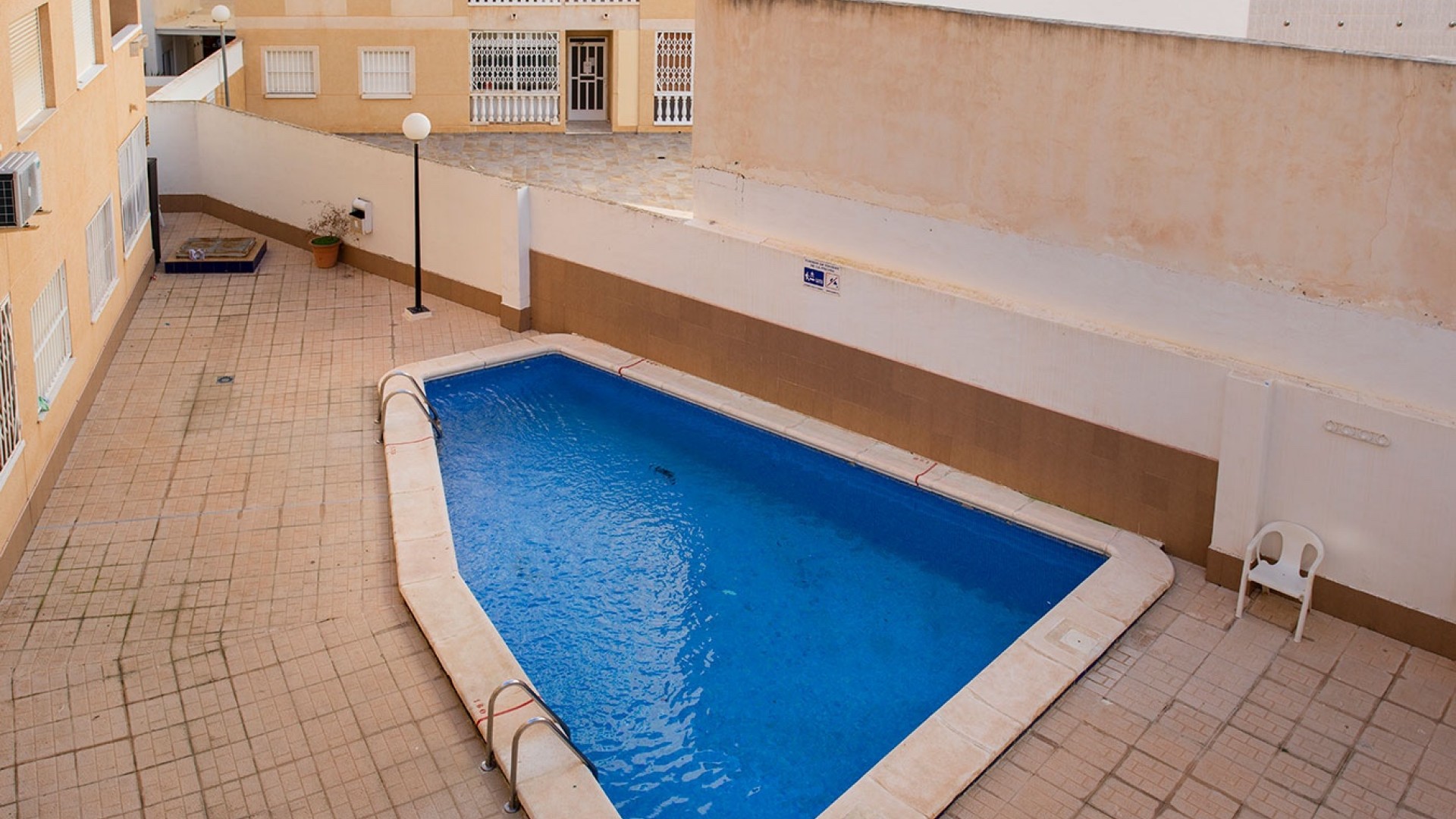 Resale - Wohnung Appartement -
Torrevieja - Playa Los Locos