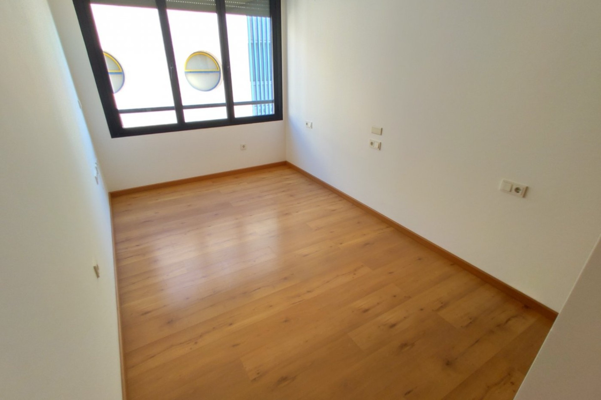 Resale - Wohnung / Appartement -
Torrevieja - Puerto