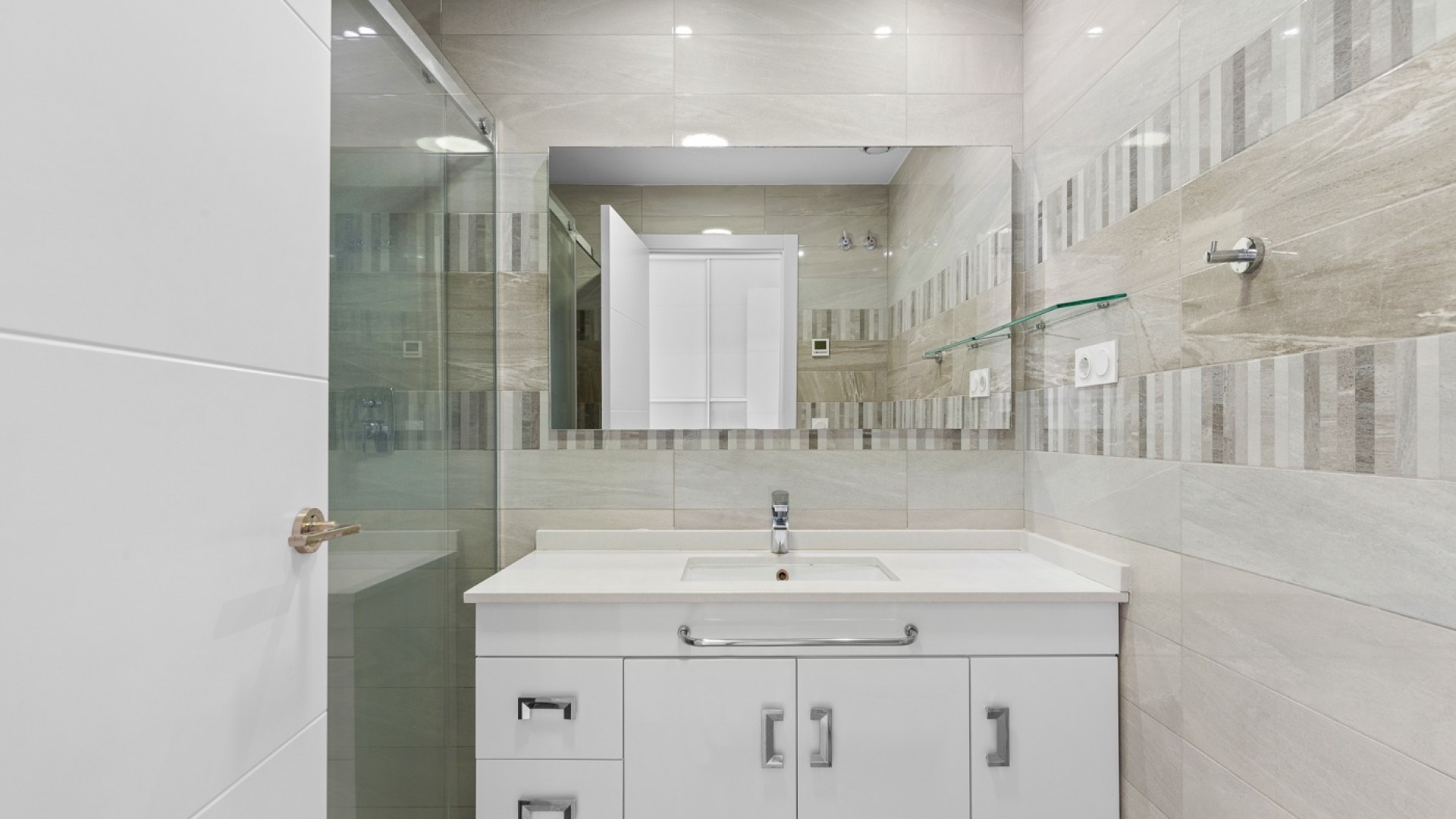 Resale - Wohnung Appartement -
Torrevieja - Punta Prima