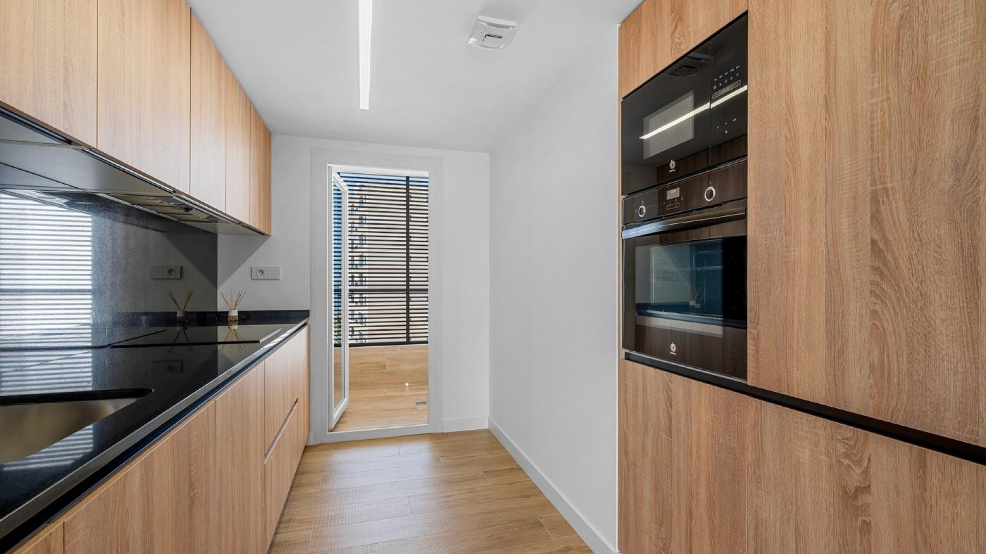 Resale - Wohnung Appartement -
Torrevieja - Punta Prima