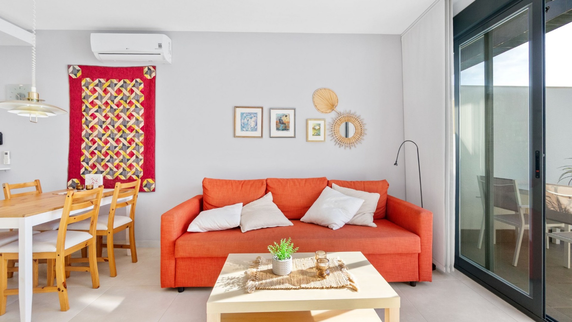 Resale - Wohnung Appartement -
Torrevieja - Punta Prima