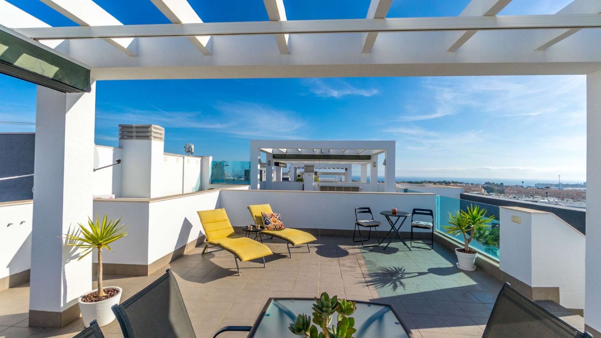 Resale - Wohnung Appartement -
Torrevieja - Punta Prima