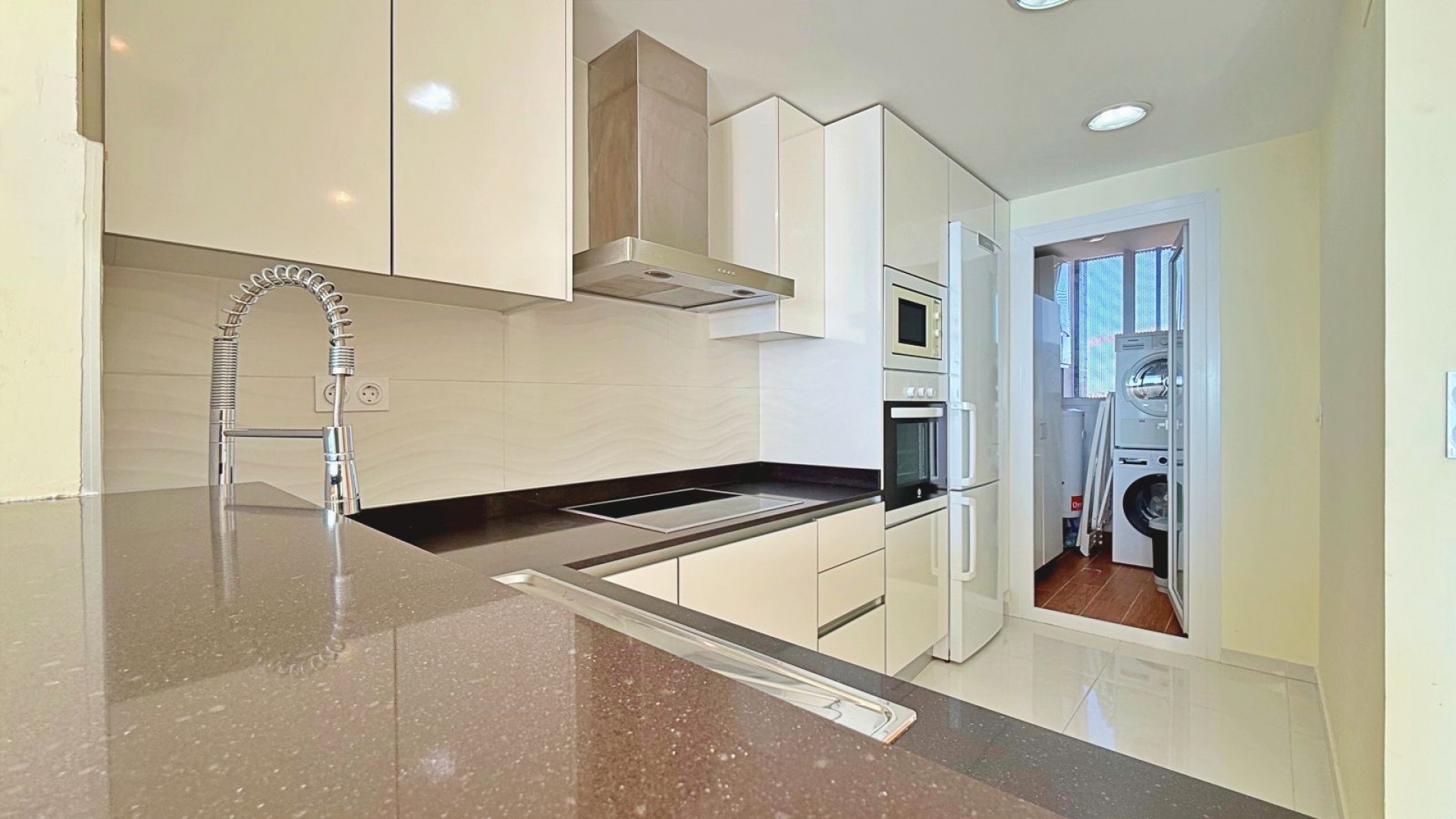 Resale - Wohnung Appartement -
Torrevieja - Punta Prima