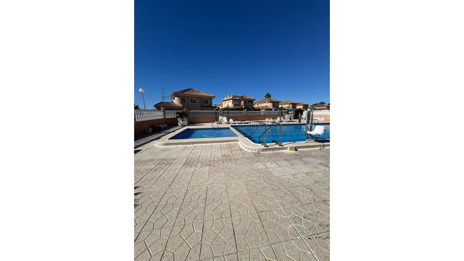 Resale - Wohnung Appartement -
Torrevieja - Punta Prima