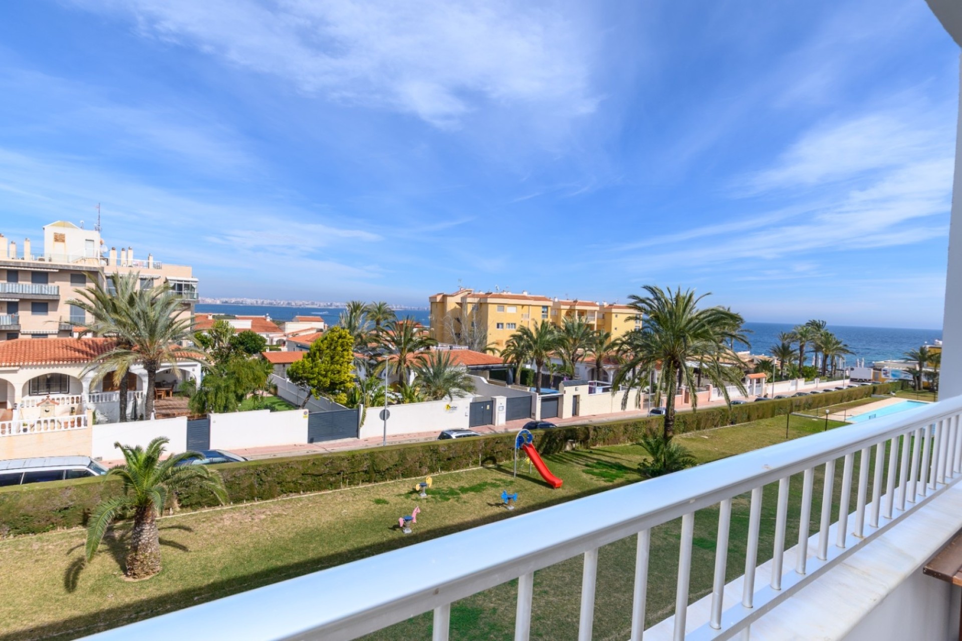 Resale - Wohnung Appartement -
Torrevieja - Punta Prima