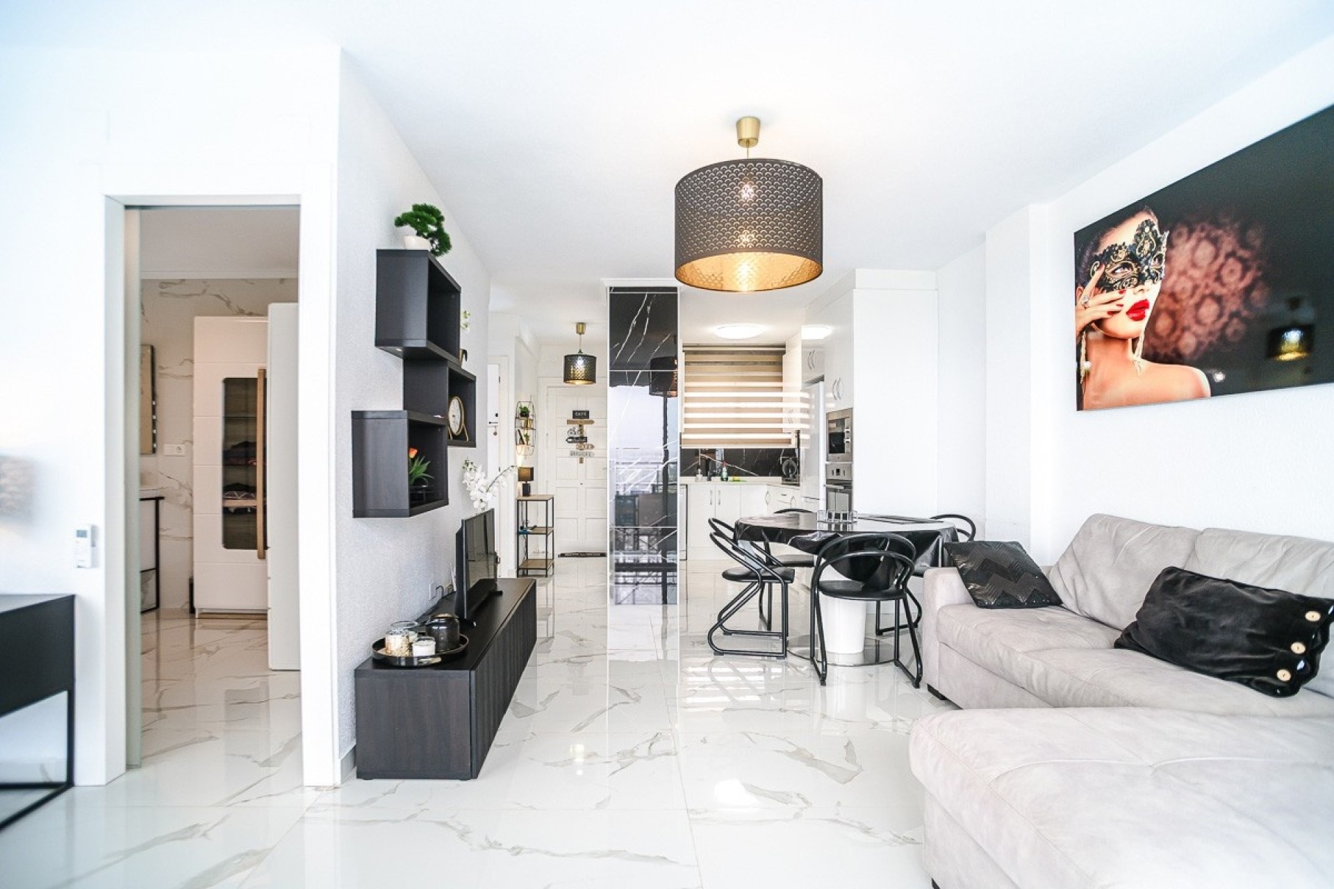 Resale - Wohnung Appartement -
Torrevieja - Punta Prima