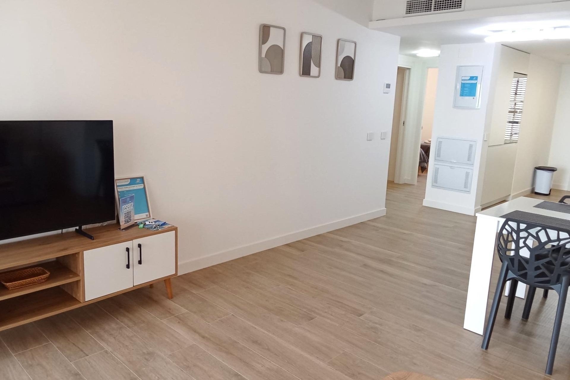 Resale - Wohnung / Appartement -
Torrevieja - Punta Prima