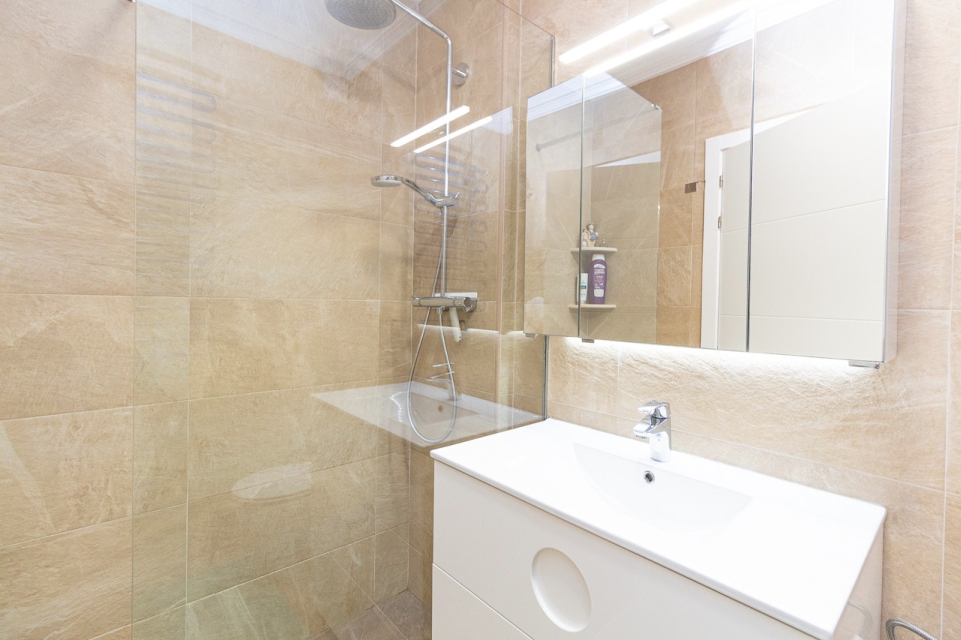 Resale - Wohnung / Appartement -
Torrevieja - Punta Prima