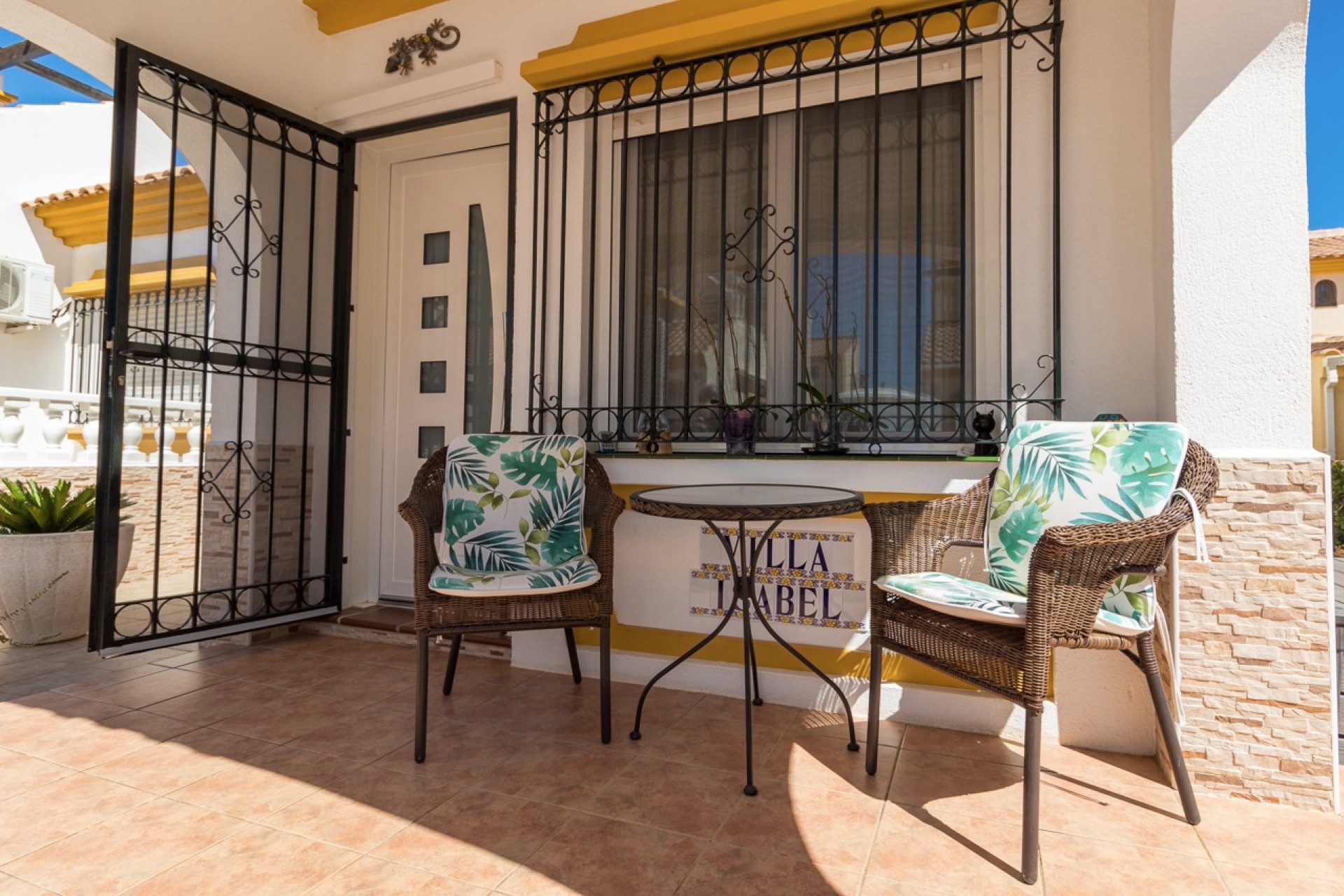 Resale - Wohnung / Appartement -
Torrevieja - Punta Prima
