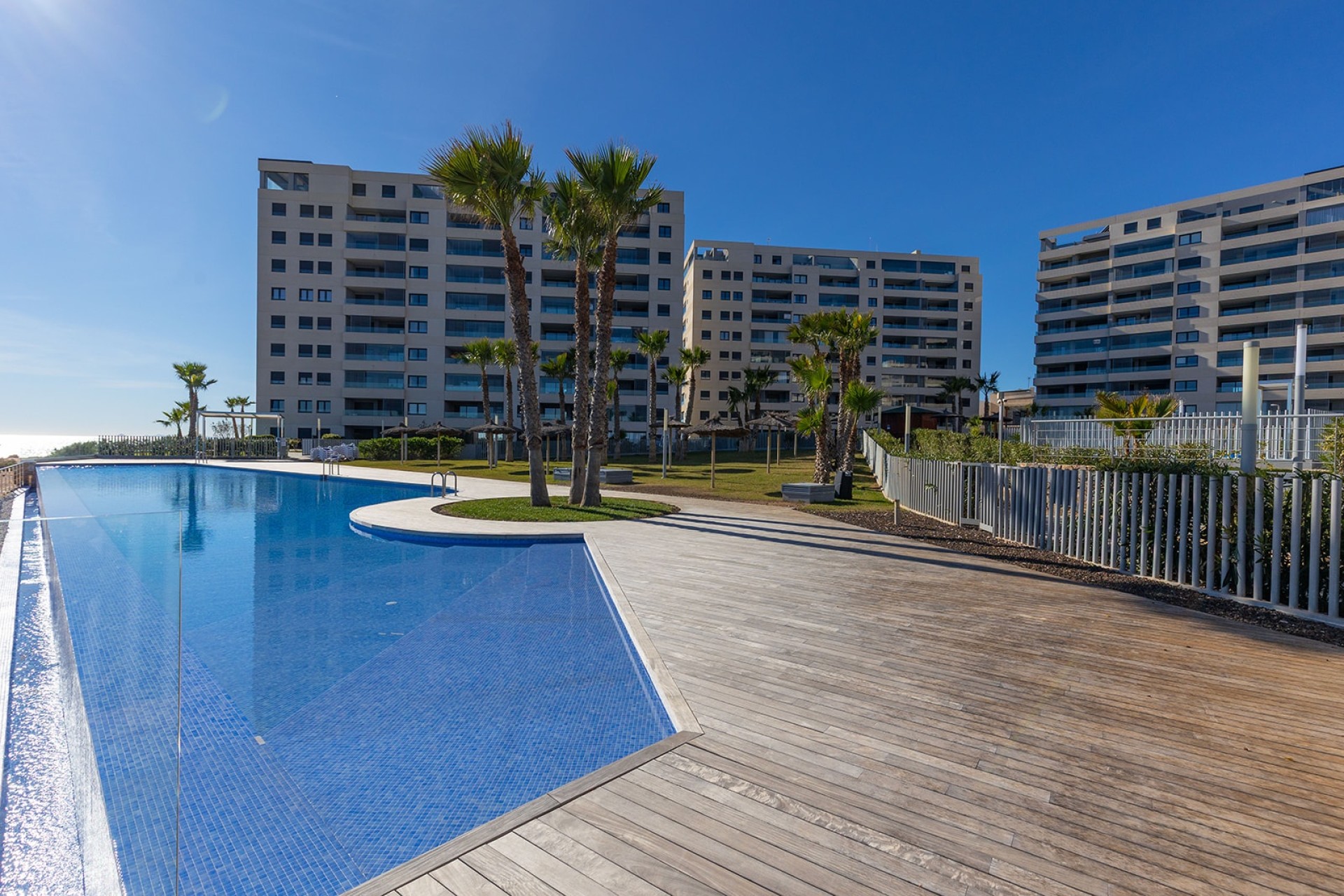 Resale - Wohnung / Appartement -
Torrevieja - Punta Prima