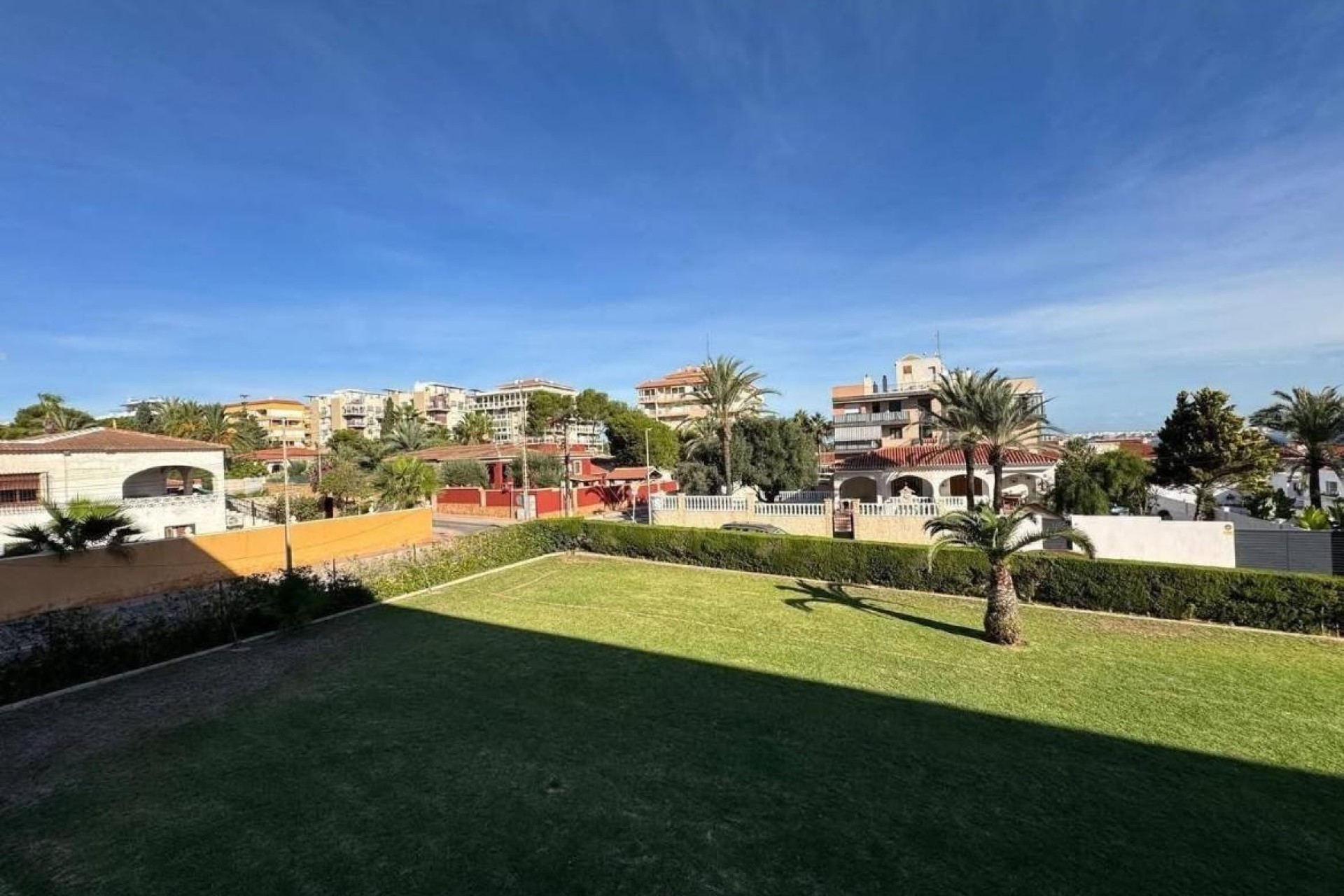 Resale - Wohnung / Appartement -
Torrevieja - Punta Prima