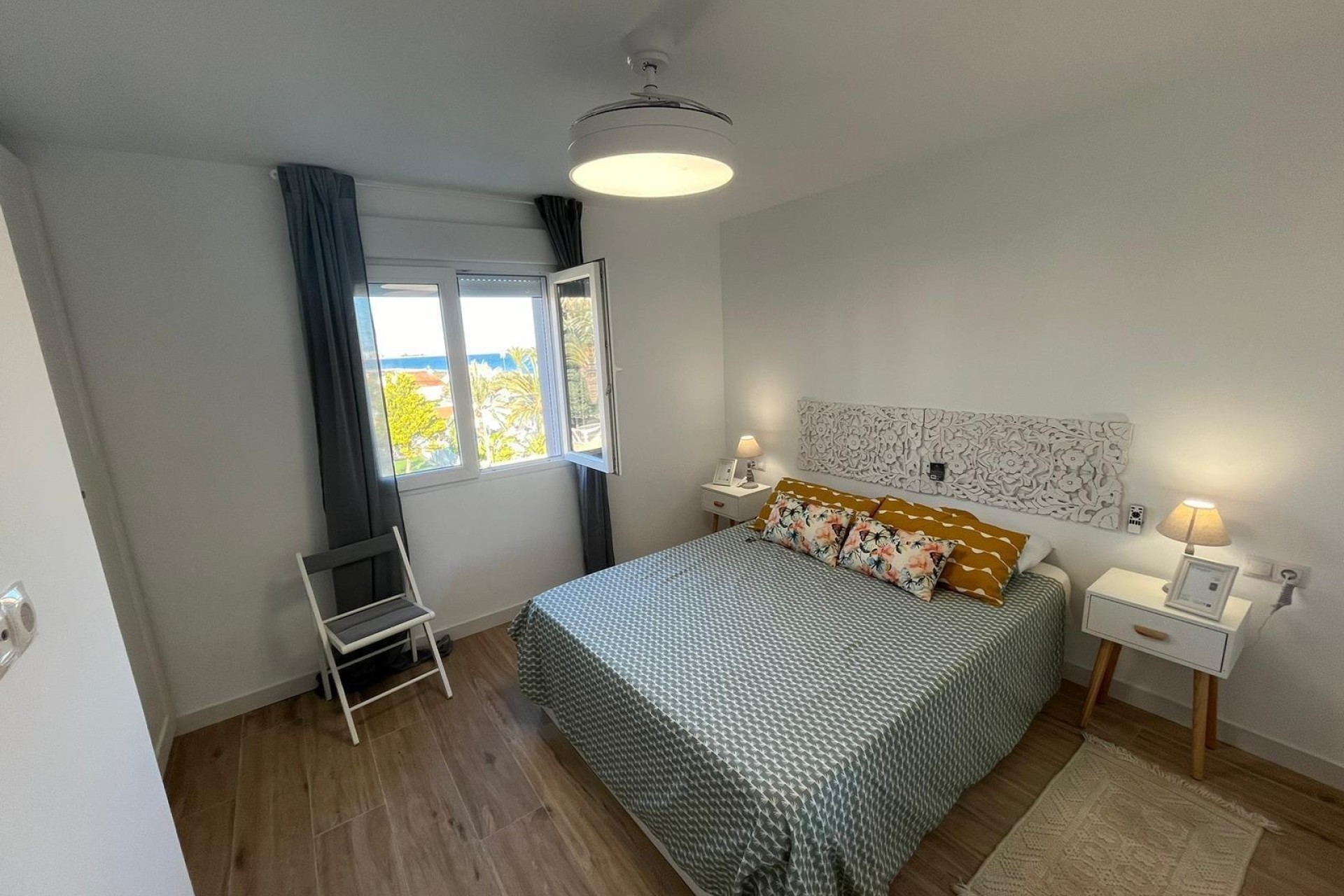 Resale - Wohnung / Appartement -
Torrevieja - Punta Prima