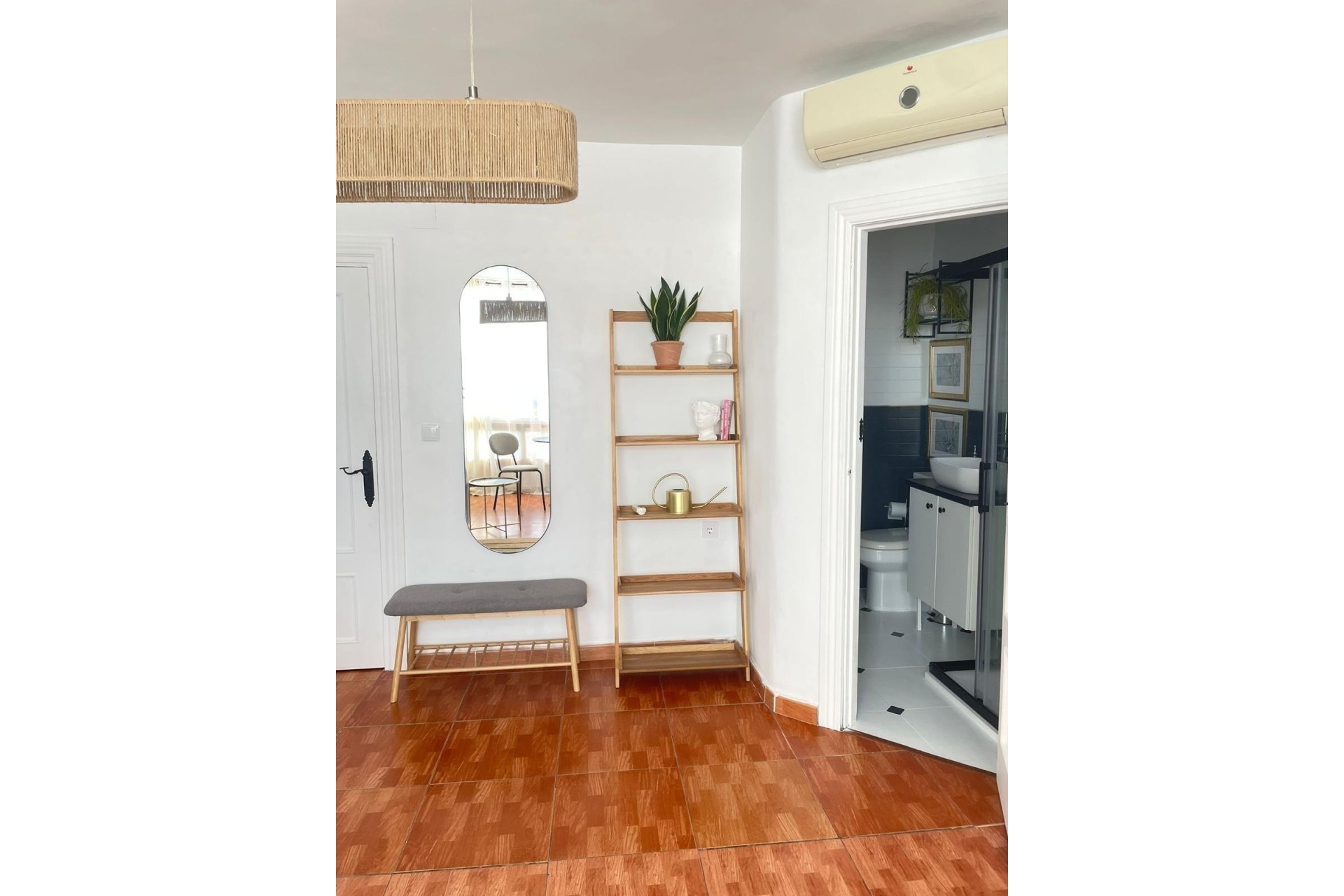 Resale - Wohnung / Appartement -
Torrevieja - Punta Prima