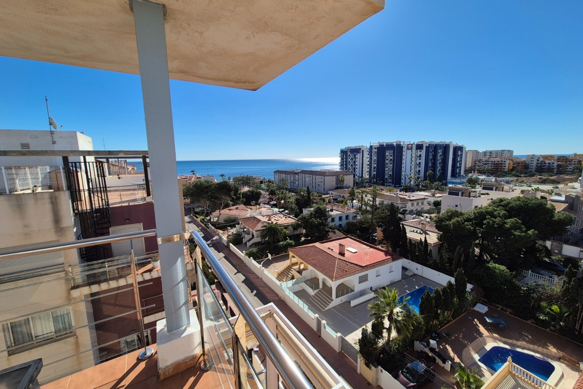 Resale - Wohnung / Appartement -
Torrevieja - Punta Prima