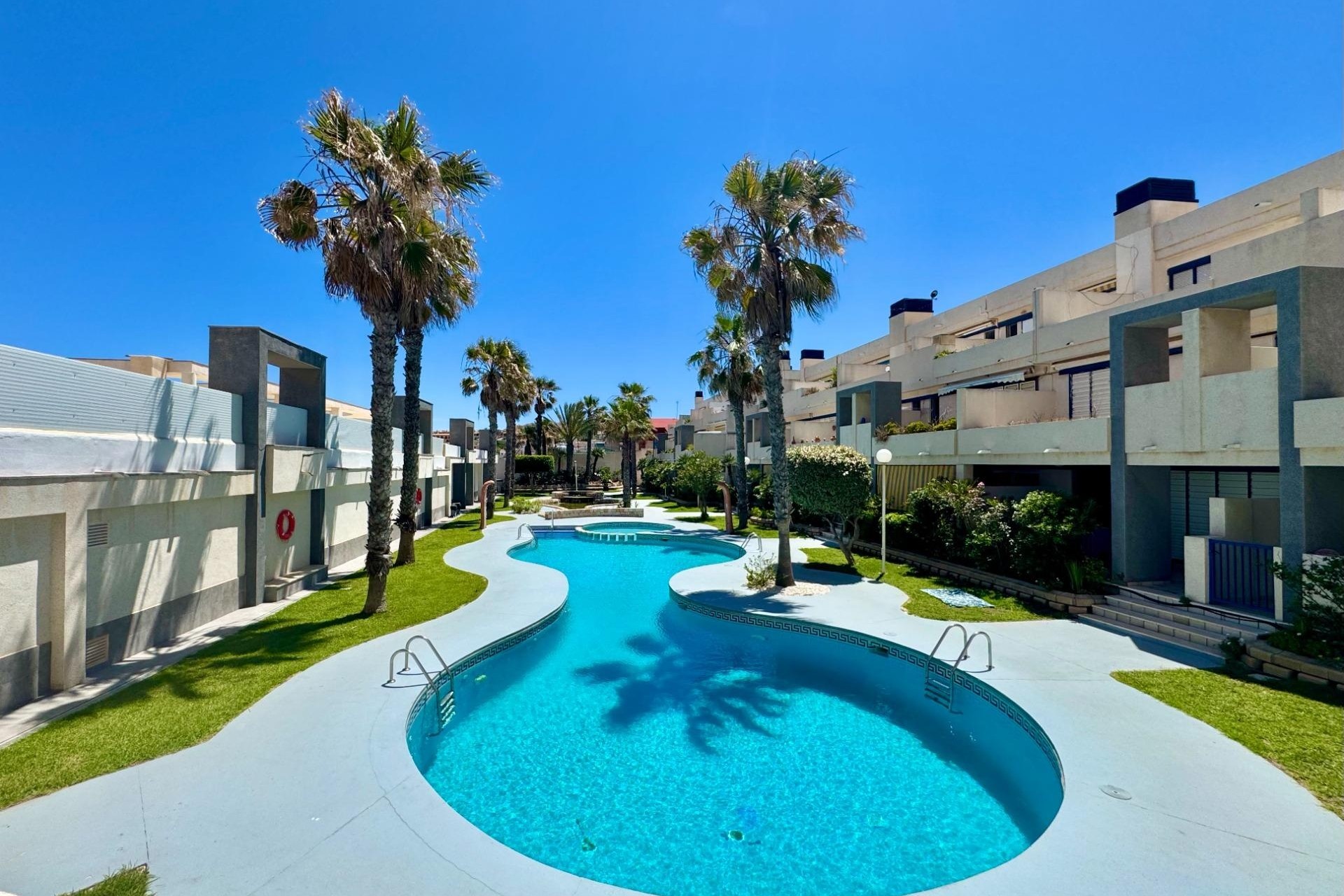 Resale - Wohnung / Appartement -
Torrevieja - Torre la mata