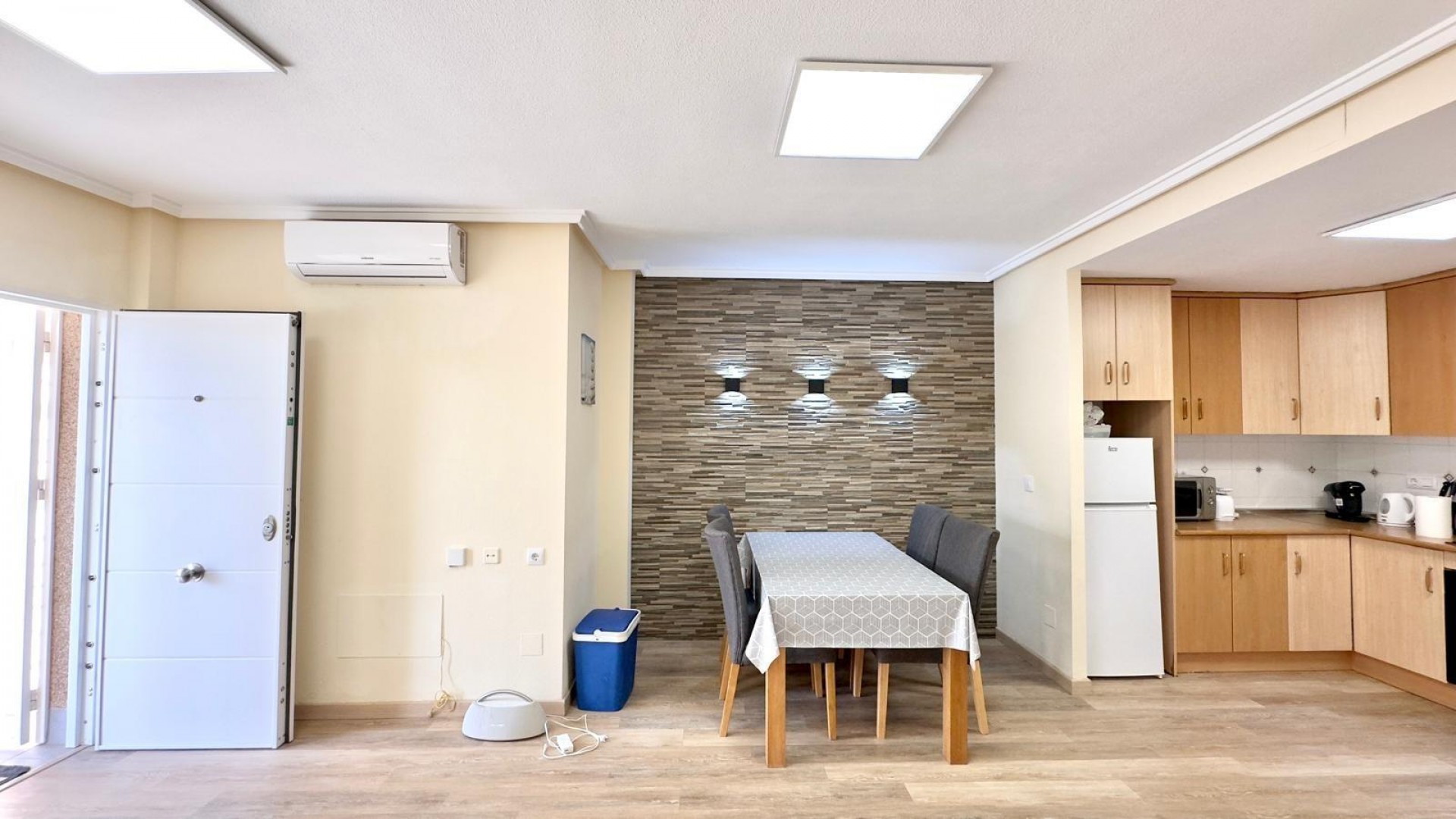 Resale - Wohnung Appartement -
Torrevieja - Torreblanca