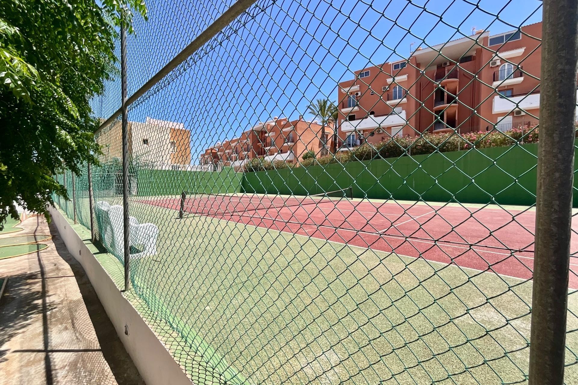 Resale - Wohnung / Appartement -
Torrevieja - Torreblanca