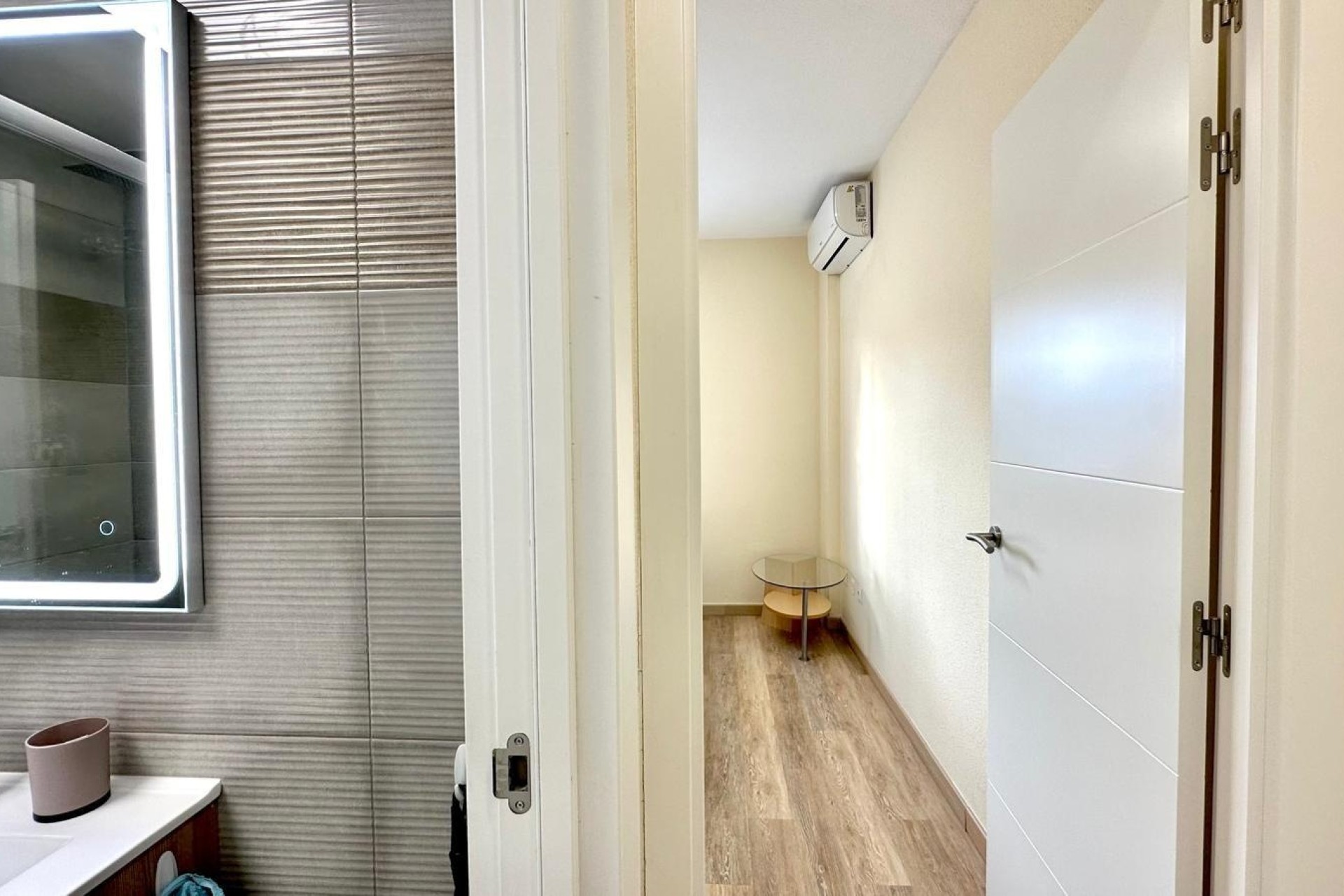 Resale - Wohnung / Appartement -
Torrevieja - Torreblanca