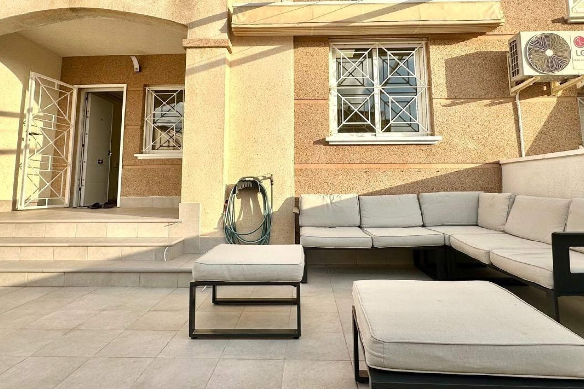 Resale - Wohnung / Appartement -
Torrevieja - Torreblanca