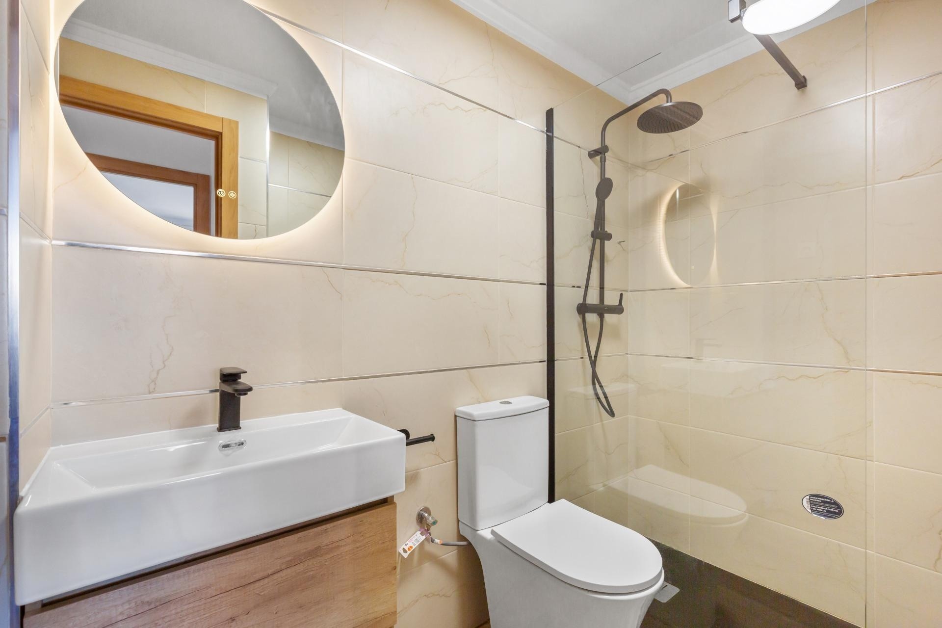 Resale - Wohnung / Appartement -
Torrevieja - Torreblanca