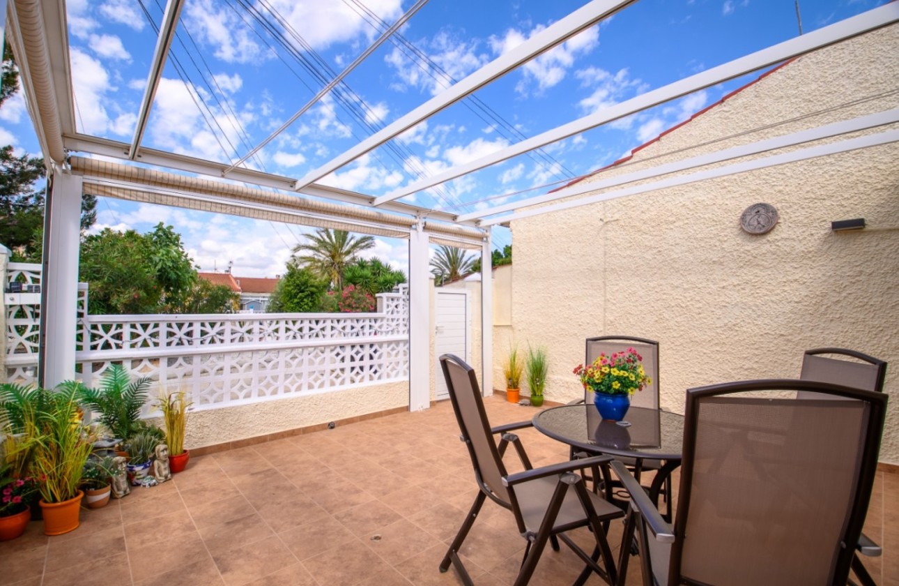 Resale - Wohnung / Appartement -
Torrevieja - Torretas