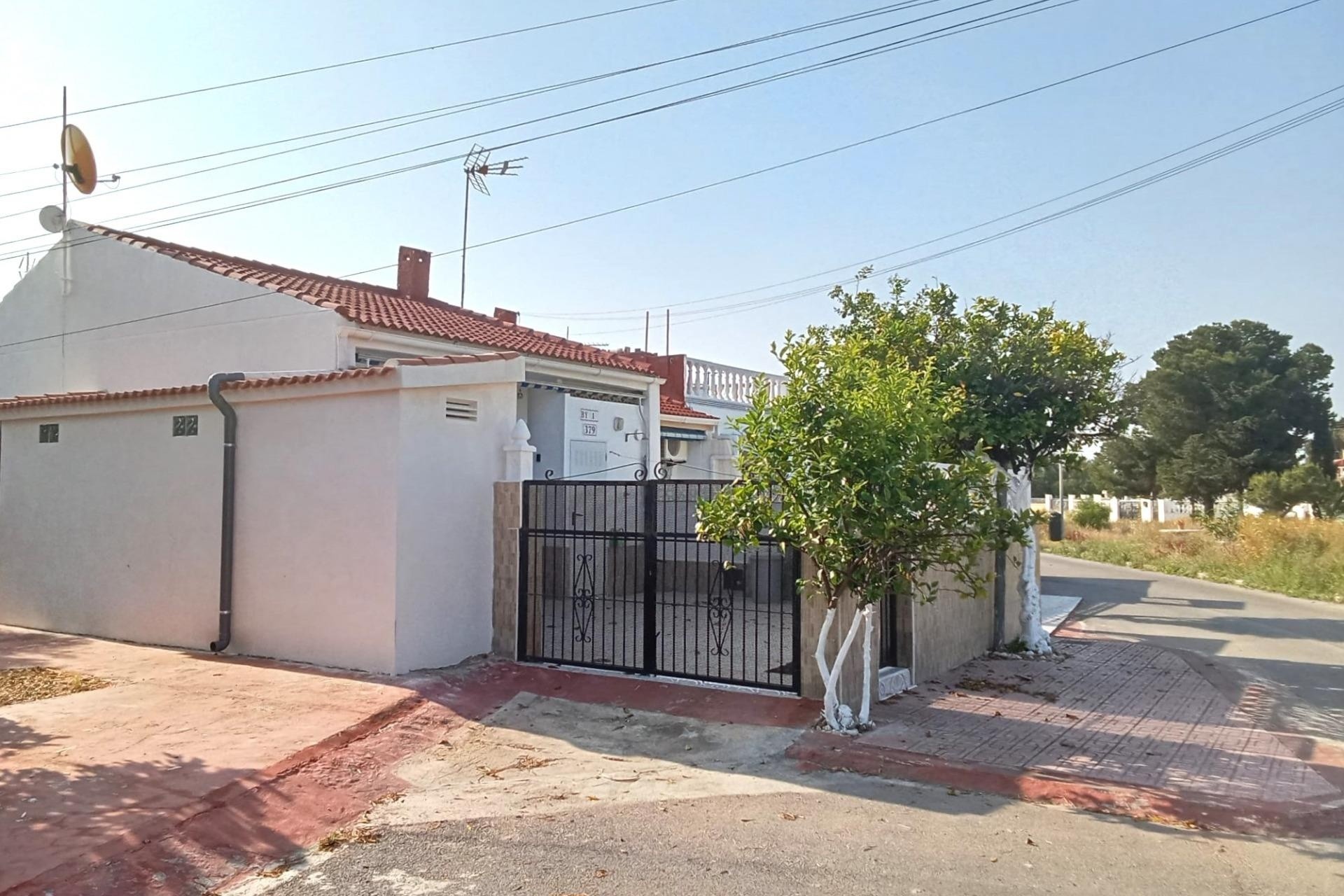 Resale - Wohnung / Appartement -
Torrevieja - Torretas