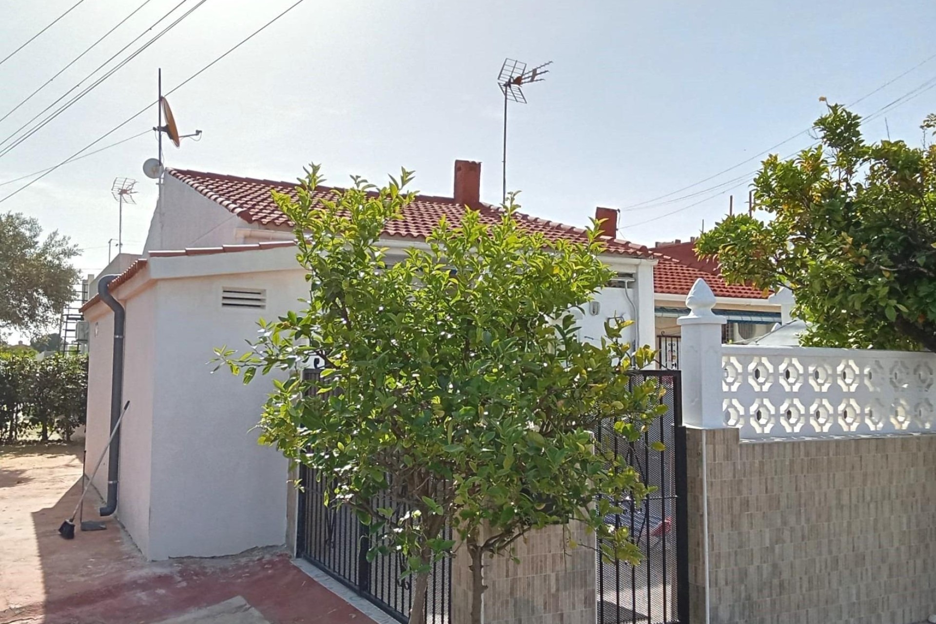 Resale - Wohnung / Appartement -
Torrevieja - Torretas