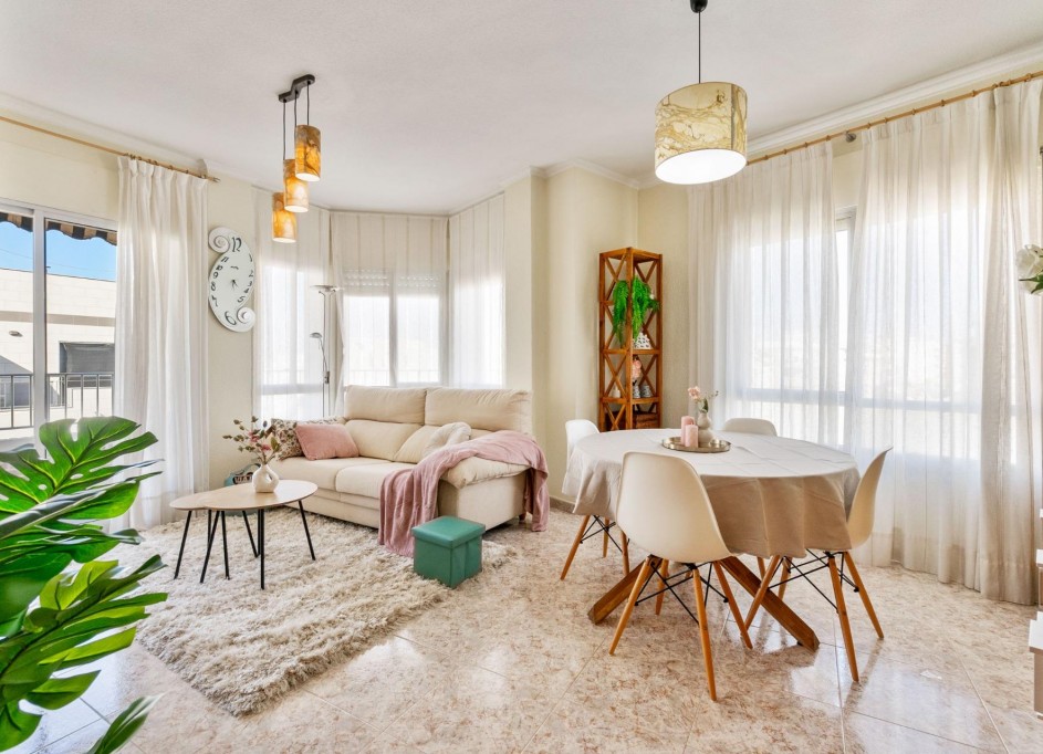 Resale - Wohnung Appartement -
Torrevieja - torrevieja