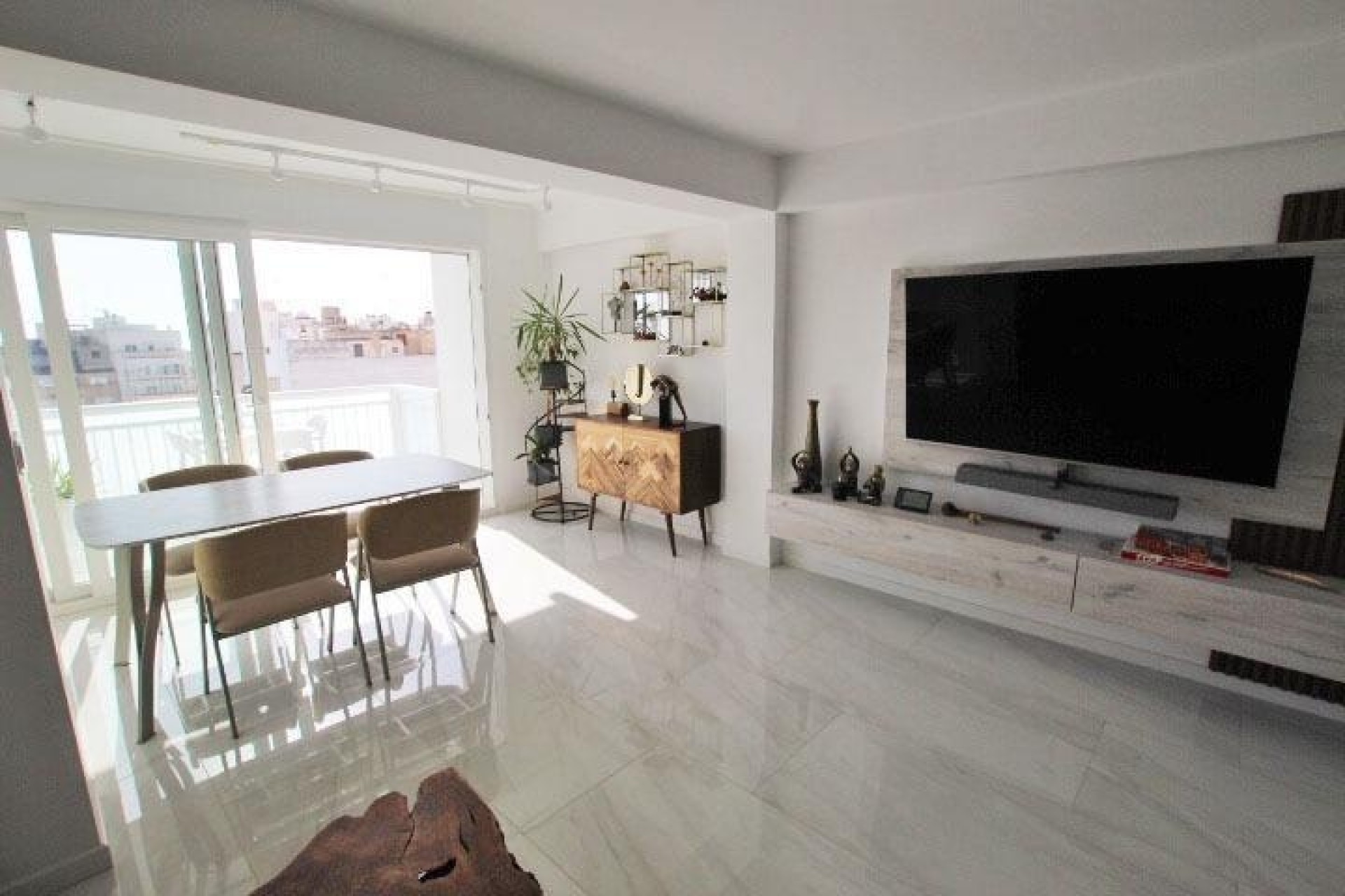 Resale - Wohnung Appartement -
Torrevieja - torrevieja