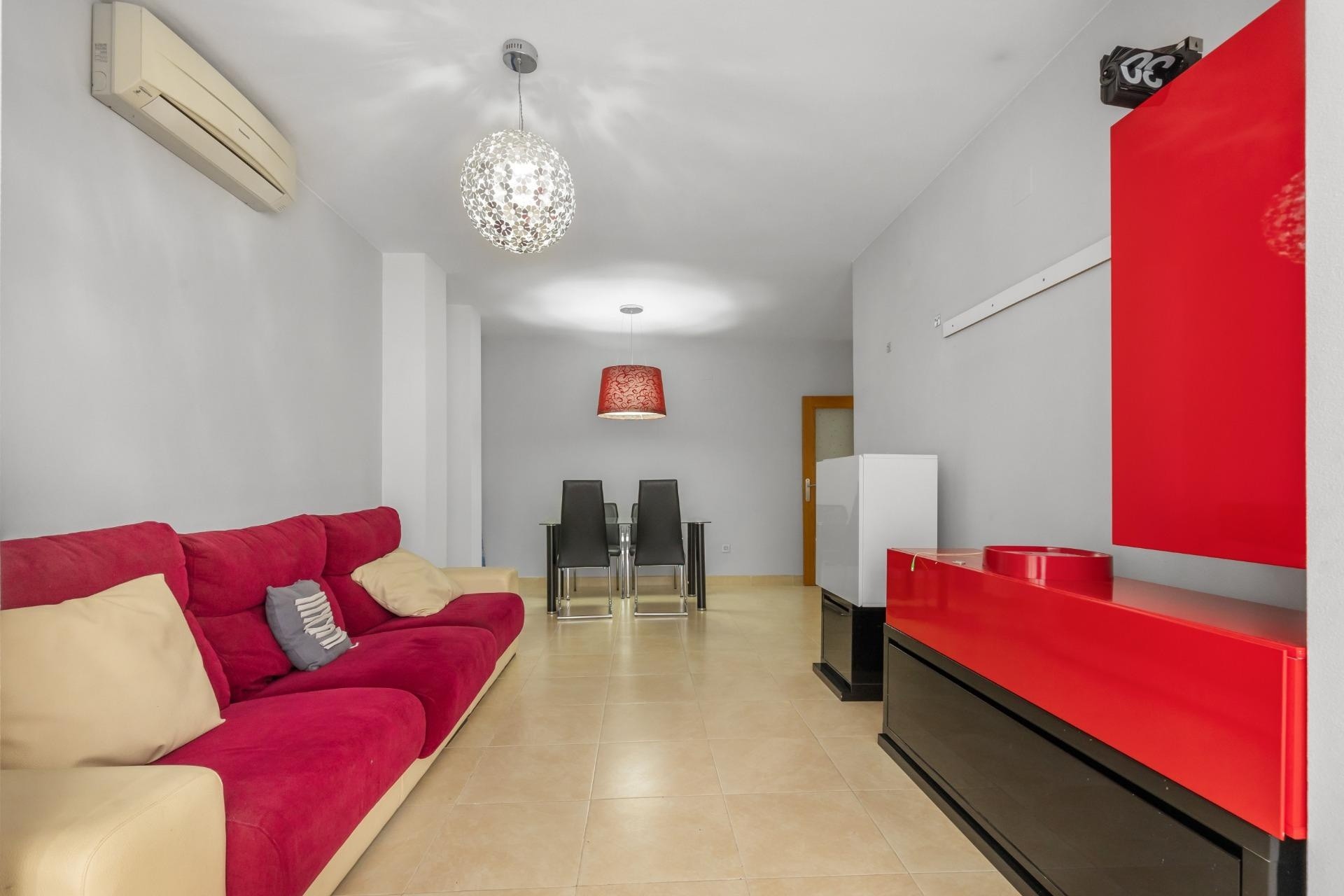 Resale - Wohnung / Appartement -
Torrevieja - torrevieja