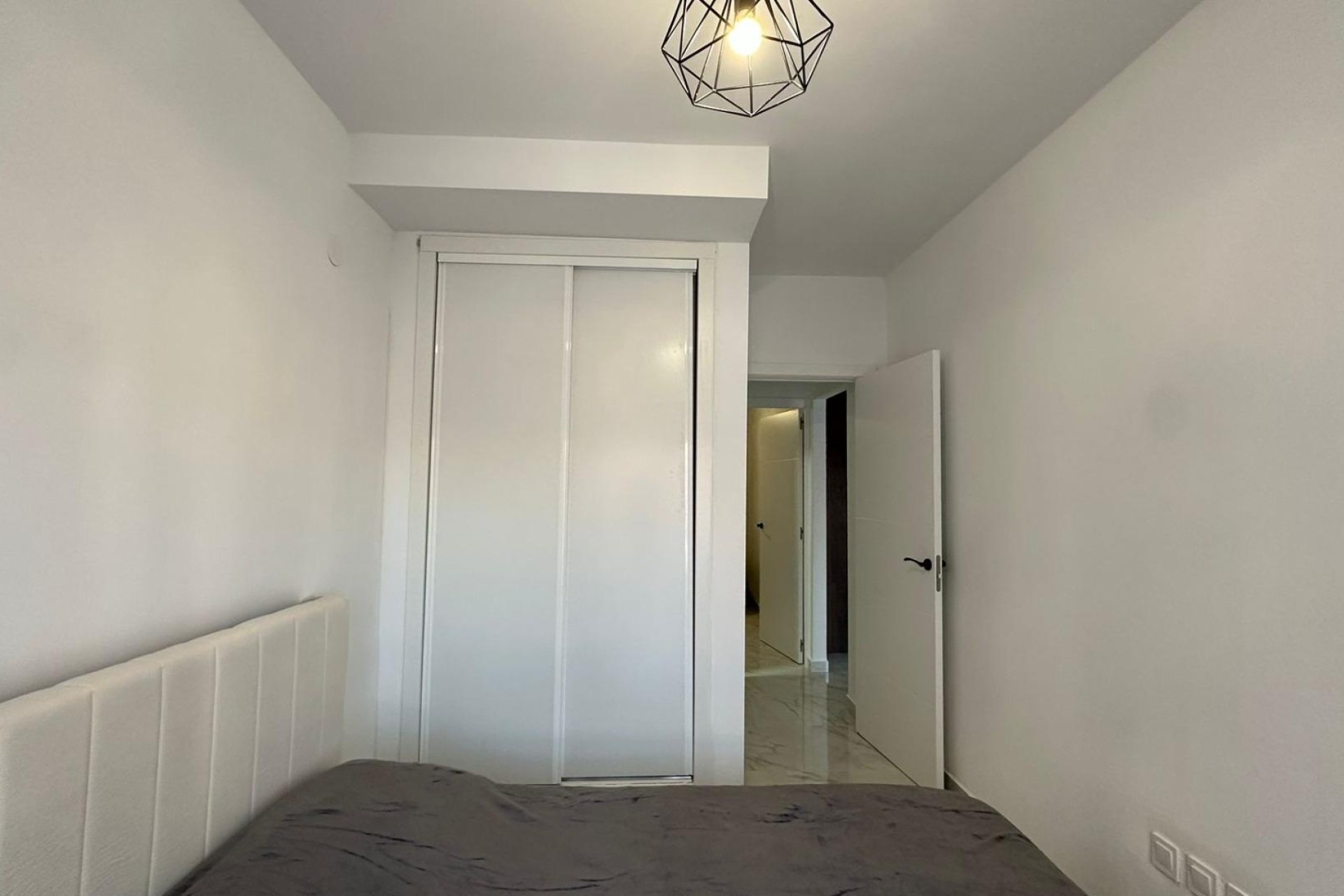 Resale - Wohnung / Appartement -
Torrevieja - torrevieja