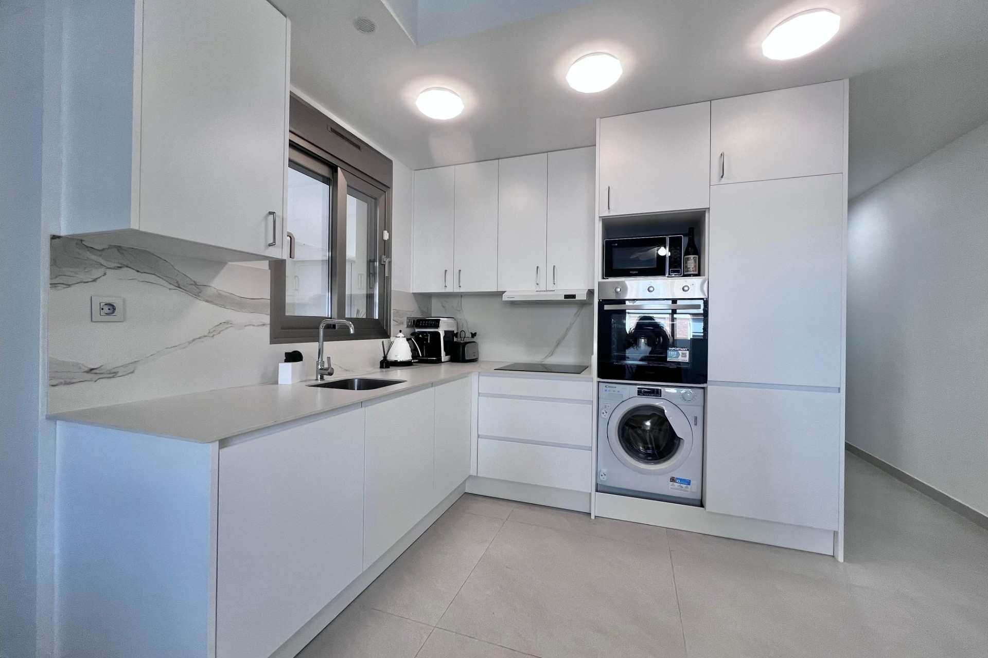 Resale - Wohnung / Appartement -
Torrevieja - torrevieja