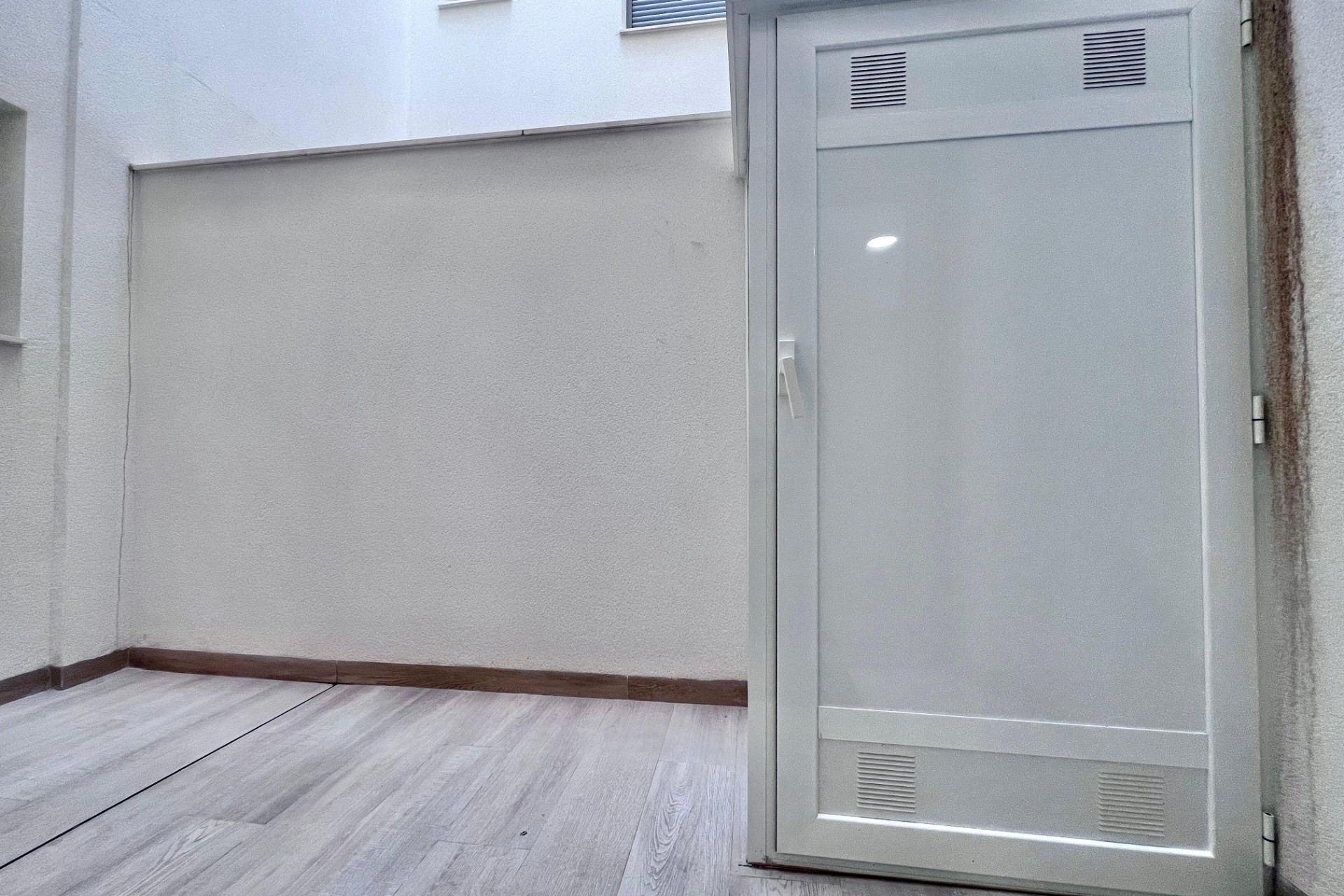 Resale - Wohnung / Appartement -
Torrevieja - torrevieja