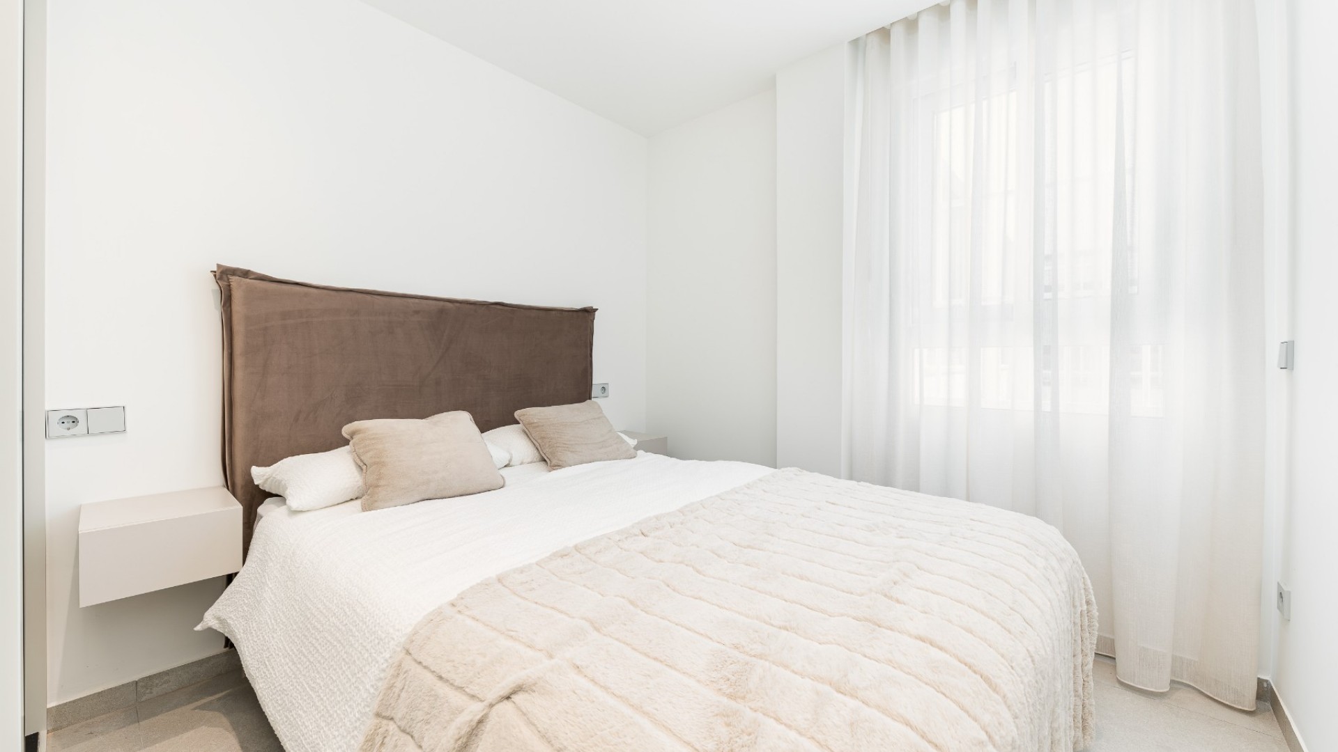 Resale - Wohnung Appartement -
Torrevieja