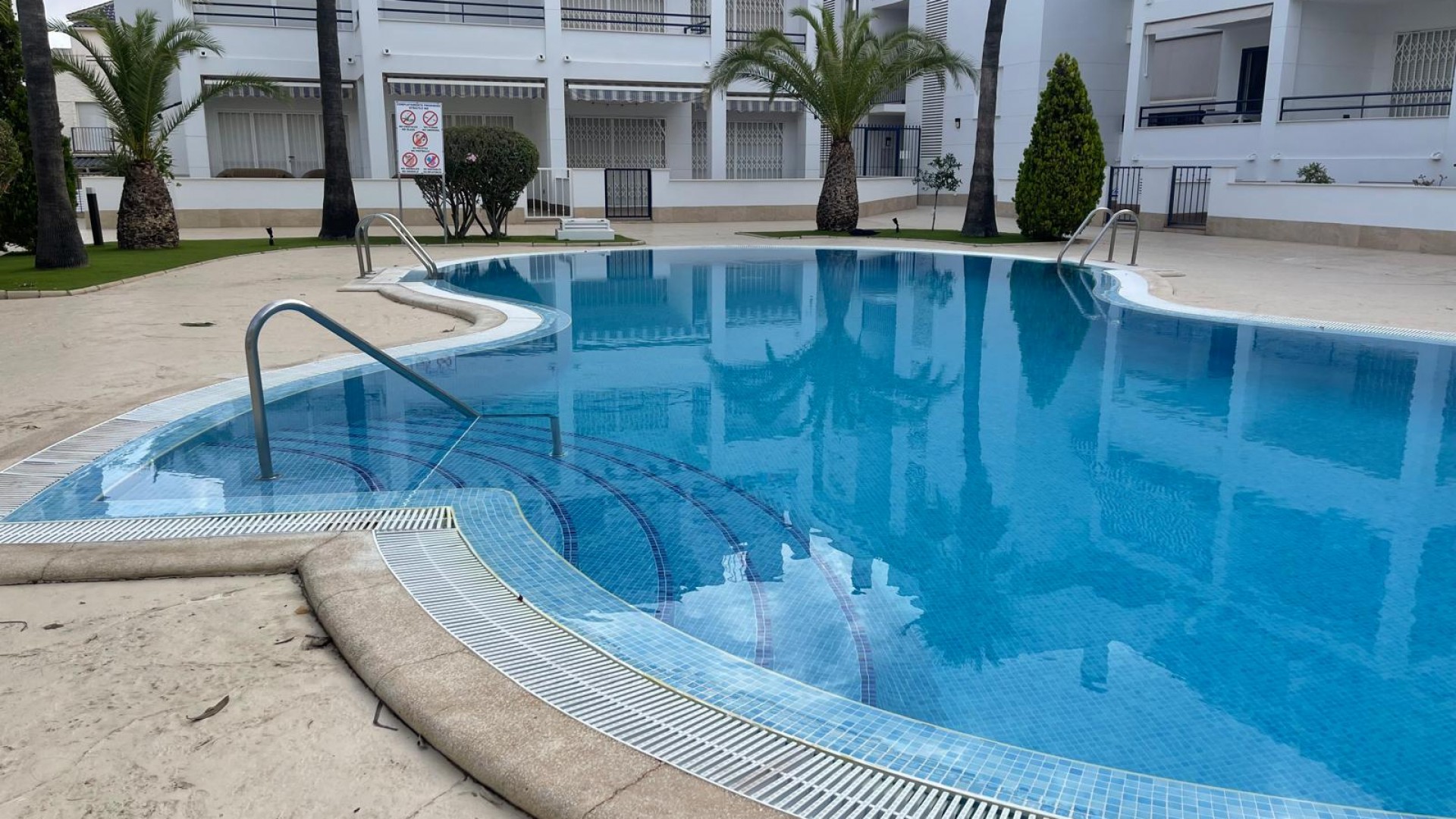 Resale - Wohnung Appartement -
Torrevieja