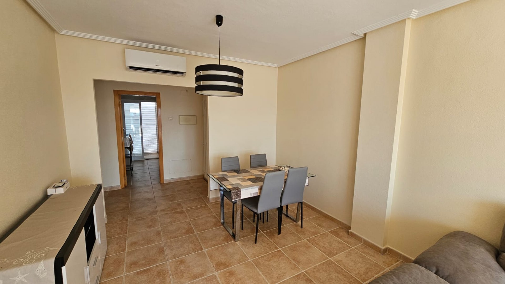 Resale - Wohnung Appartement -
Torrevieja
