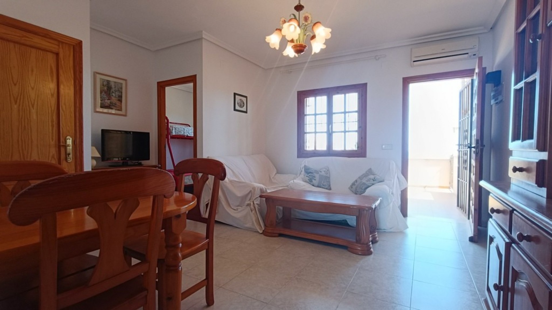 Resale - Wohnung Appartement -
Torrevieja